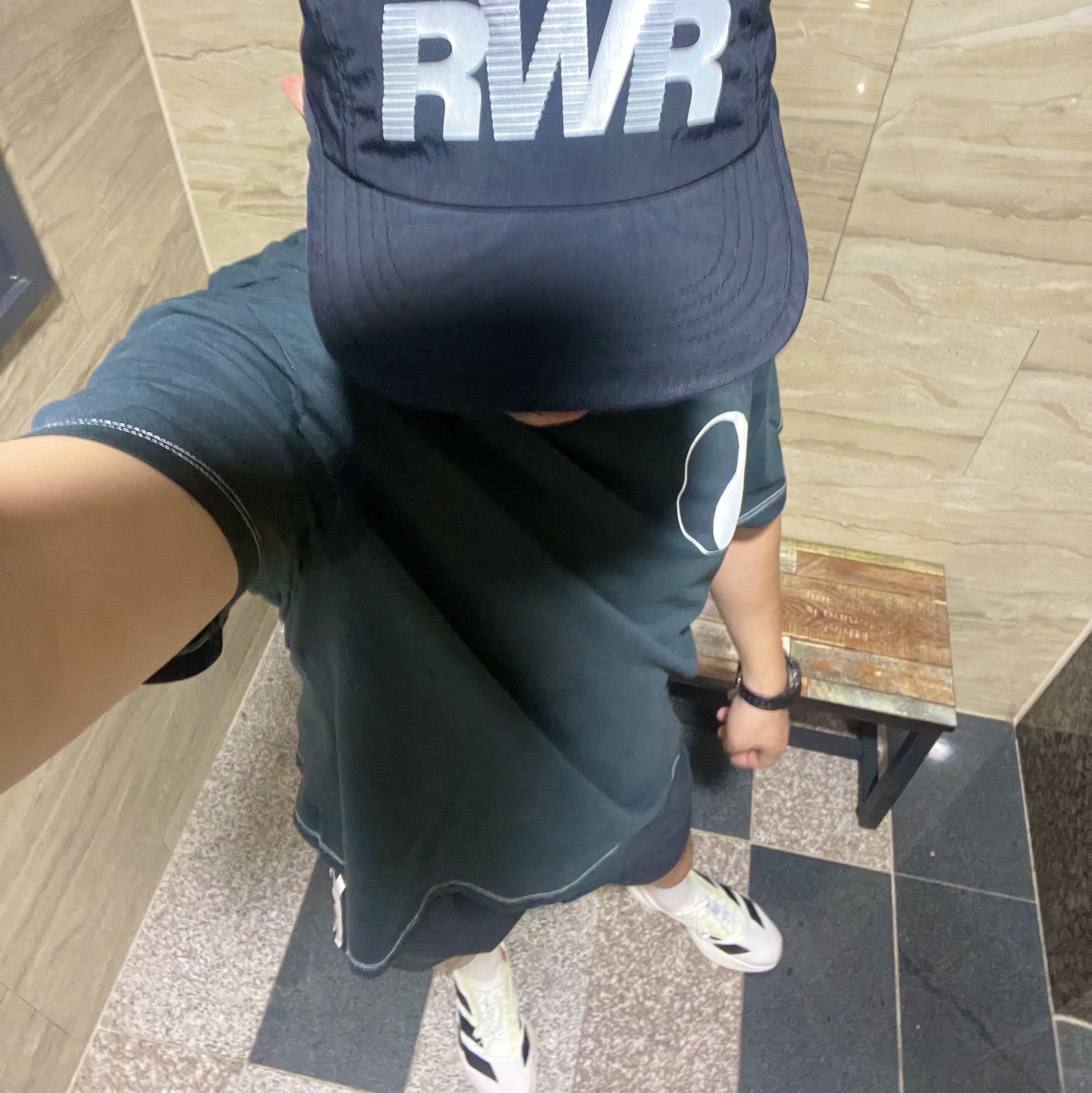 [KREAM 단독] runwhither Trail Cap Black, Adidas Adizero Adios Pro 4 Cloud White Core Black 착용 스타일