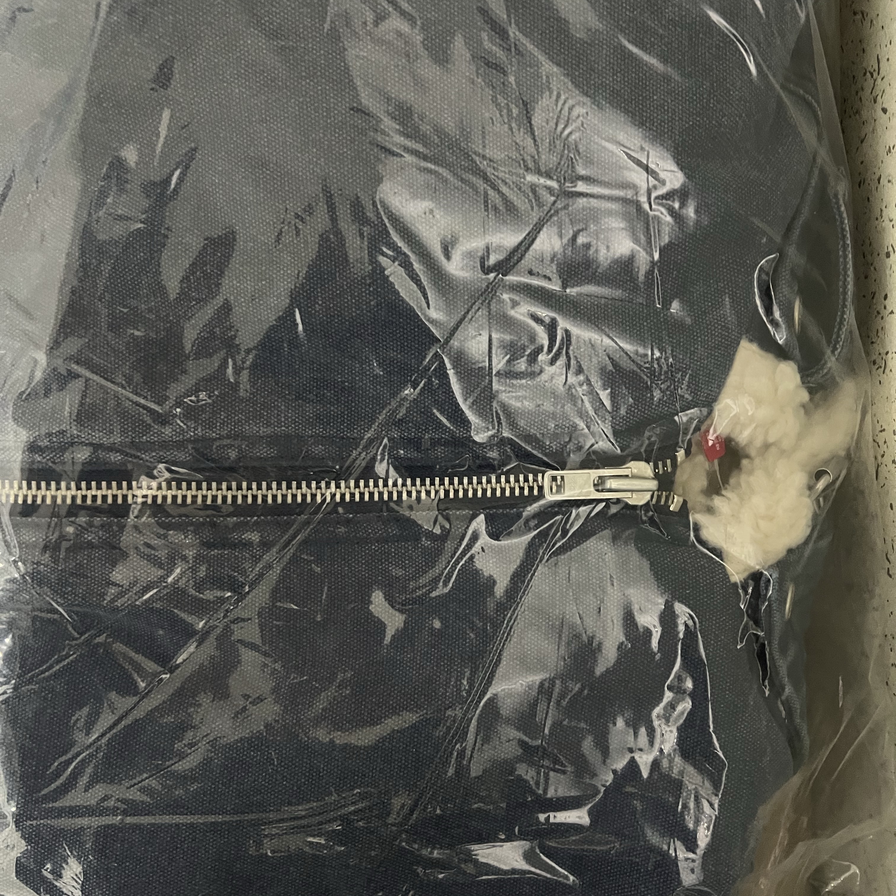 Supreme Faux Shearling Lined Bomber Jacket Navy - 25FW 착용 스타일