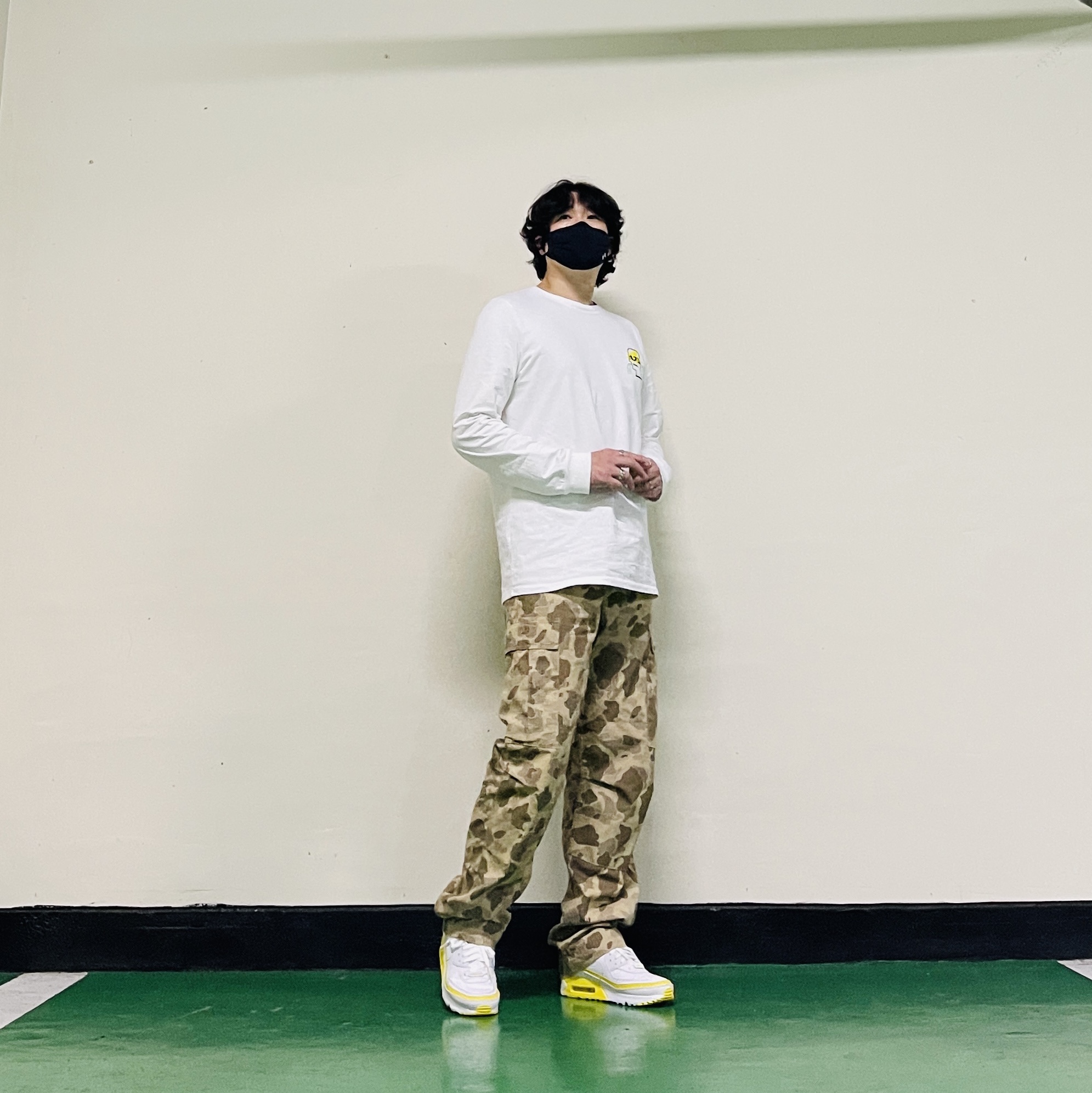 Needles D.N. Coverall Papillon Jacquard Sateen Olive, Nike x Undefeated Air Max 90 White Optic Yellow 착용 스타일 - 5