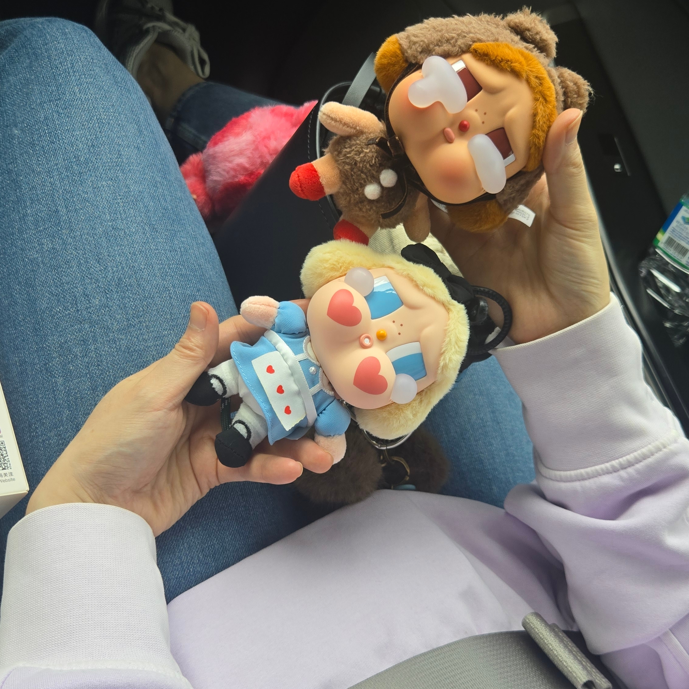 Pop Mart Crybaby Crying Again Series Plush Keyring Sealed Case (6 Blind Boxes) 착용 스타일 - 2