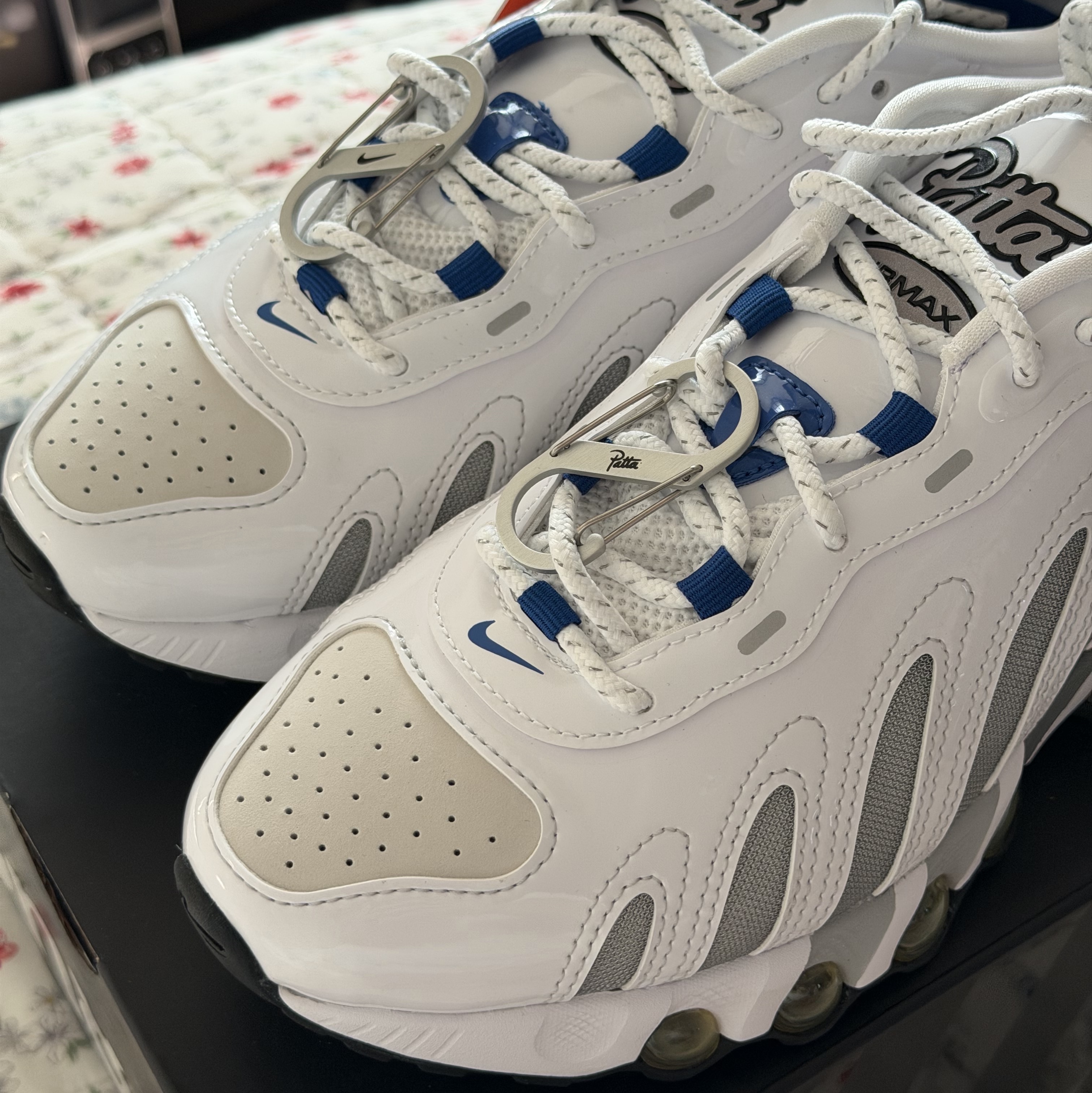 Nike x Patta Air Max Dn8 White Metallic Silver 착용 스타일 - 2