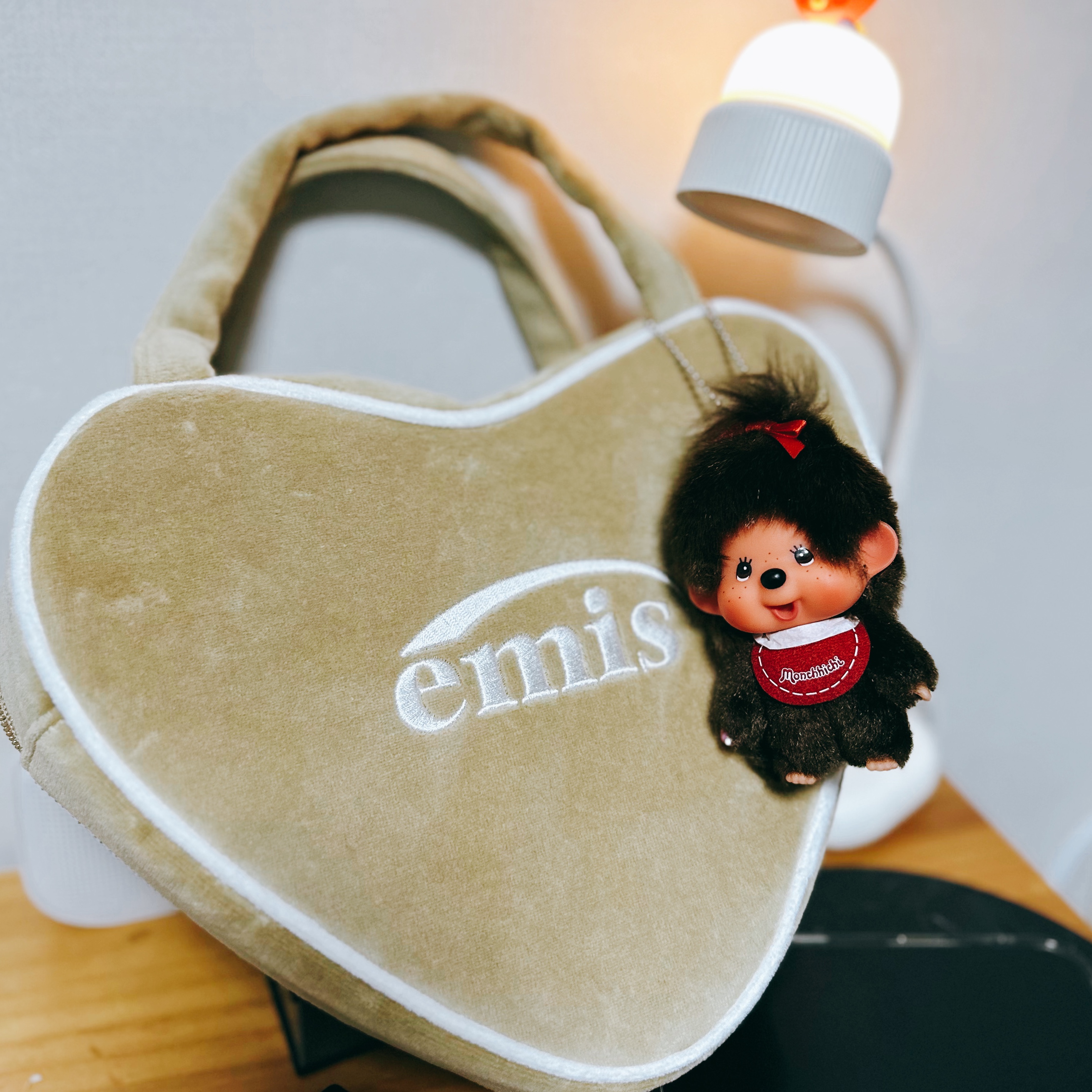 Monchhichi Bighead SS Girl Key Chain Brown 착용 스타일