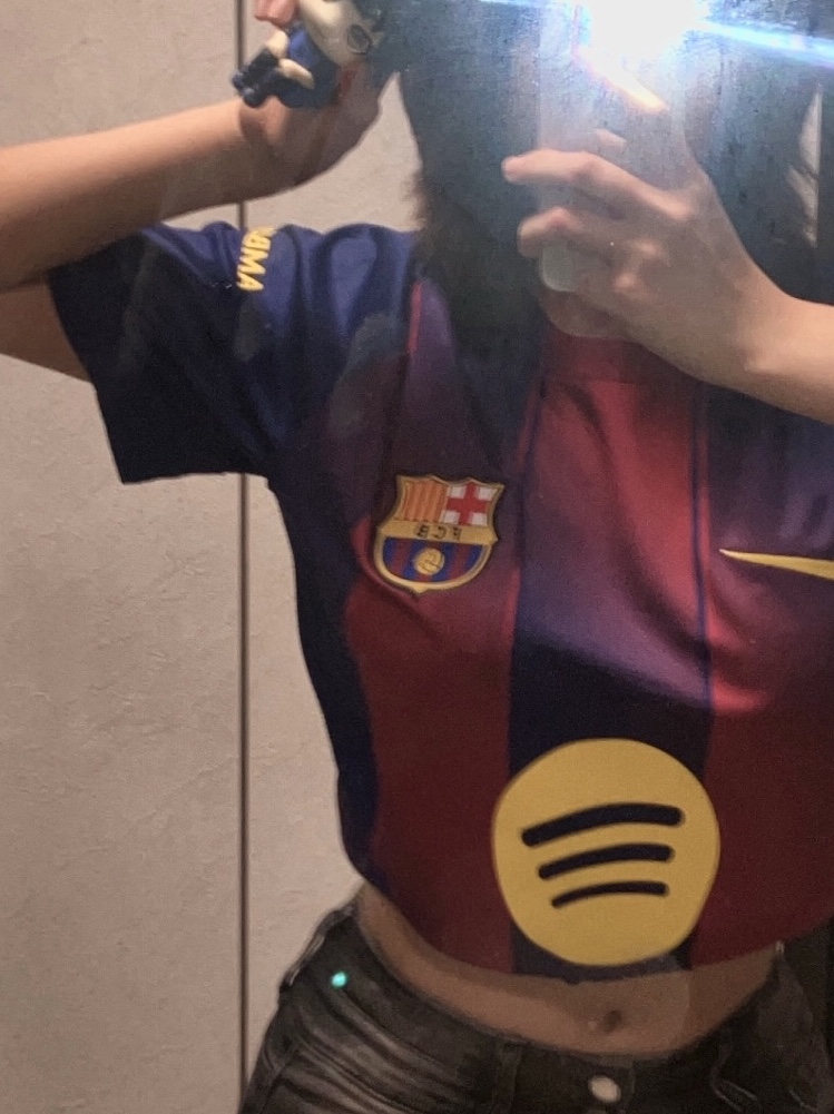 Nike FC Barcelona 2025/26 Match Home Dri-Fit ADV Soccer Authentic Jersey Deep Royal Blue Noble Red (Non Marking Ver.), Nike FC Barcelona 2025/26 Stadium Home Dri-Fit Football Replica Jersey Deep Royal Blue Noble Red (Non Marking Ver.) 착용 스타일 - 1