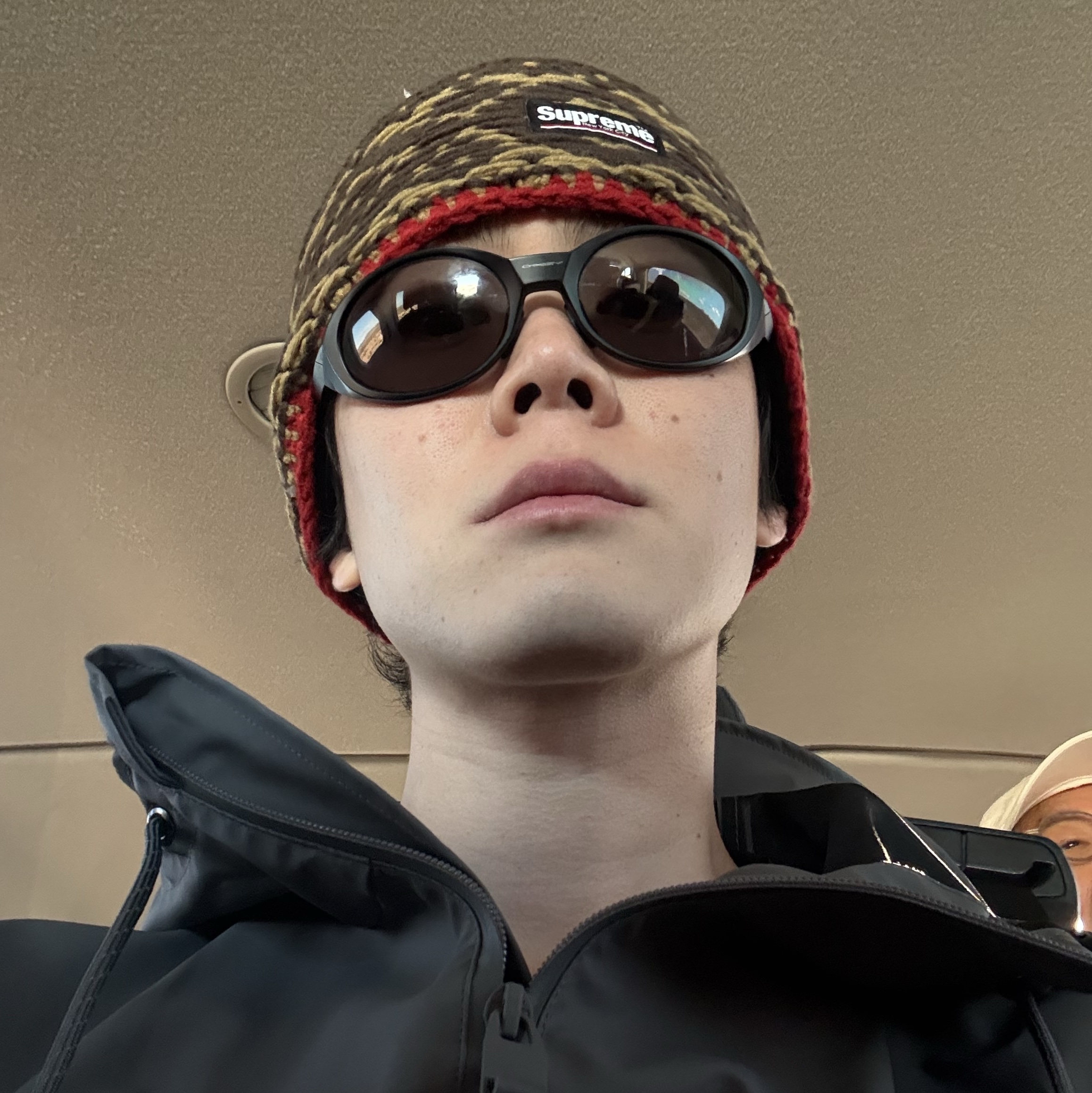 Supreme Diamond Beanie Khaki - 25FW, Oakley Eye Jacket Redux Matte Black Frame Prizm Grey Lenses High Bridge Fit 착용 스타일