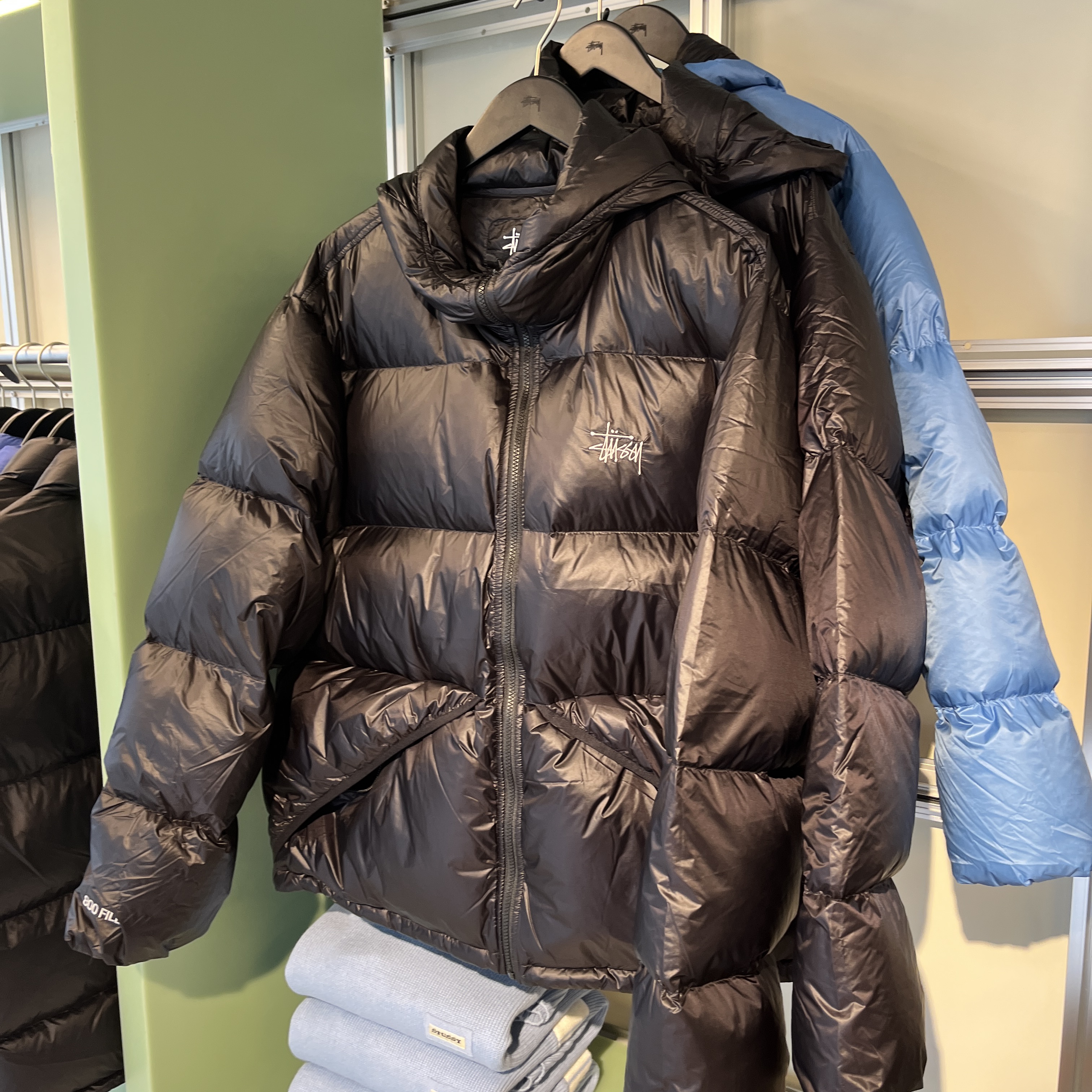 Stussy Micro Ripstop Down Parka Jet Black, Stussy Micro Ripstop Down Parka Sky Blue 착용 스타일