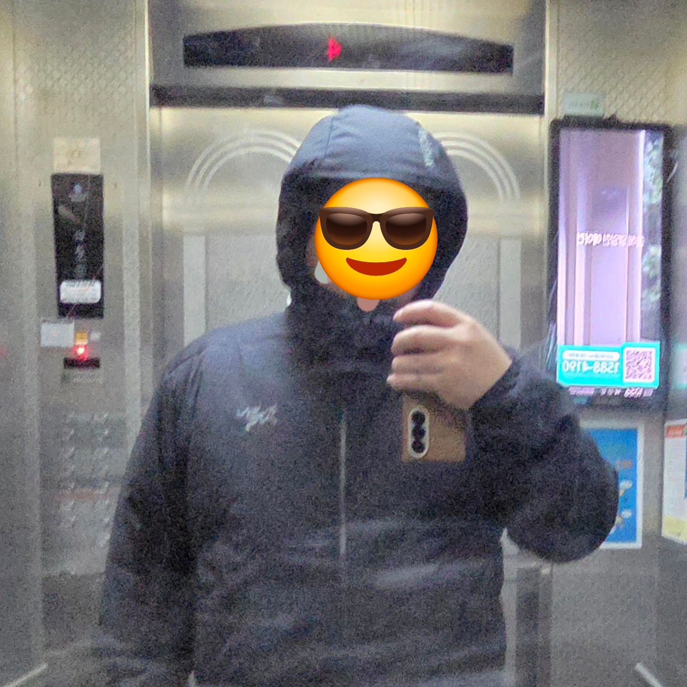 Arc'teryx Atom SV Hoody Black 착용 스타일 - 1