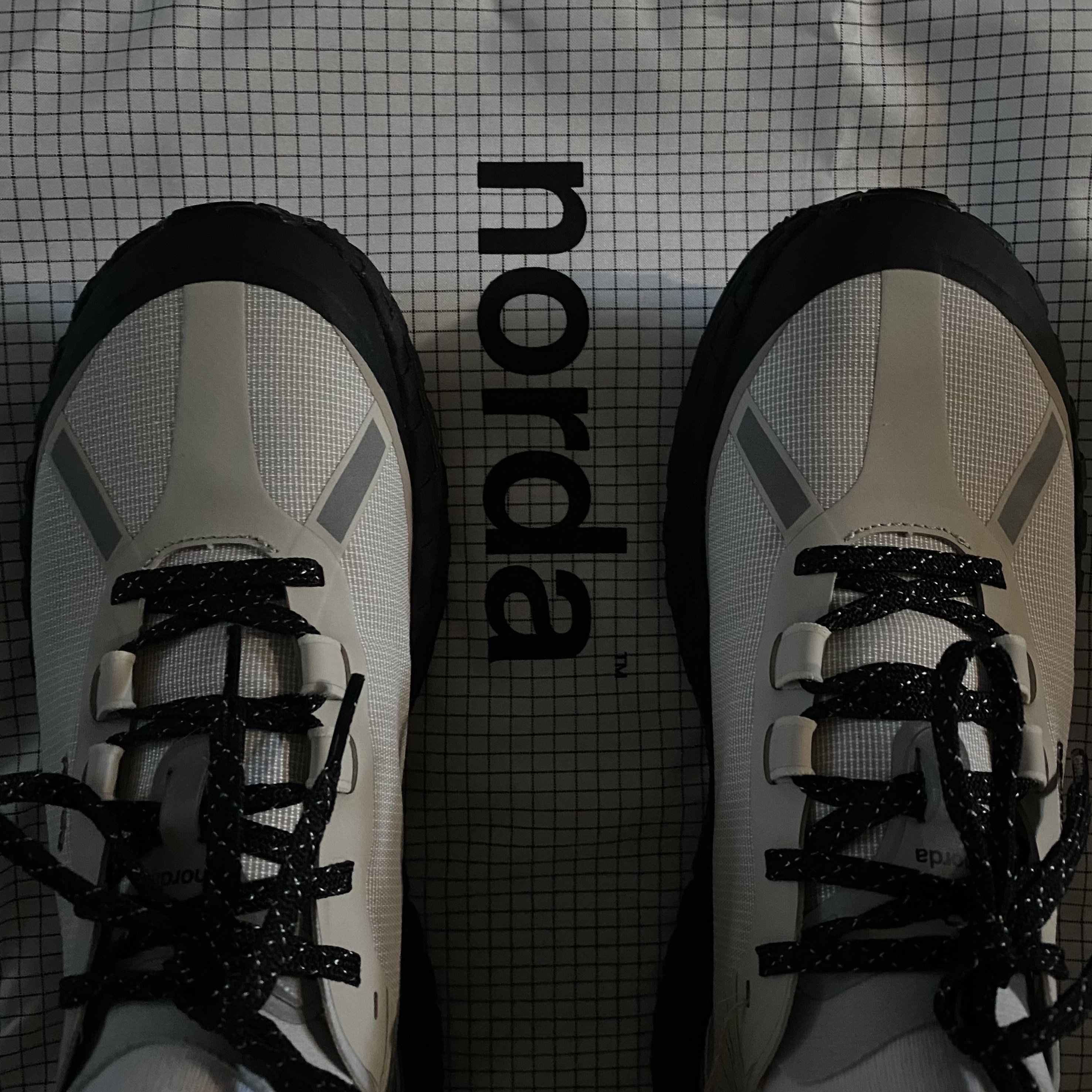 Norda 001/A Cinder 착용 스타일