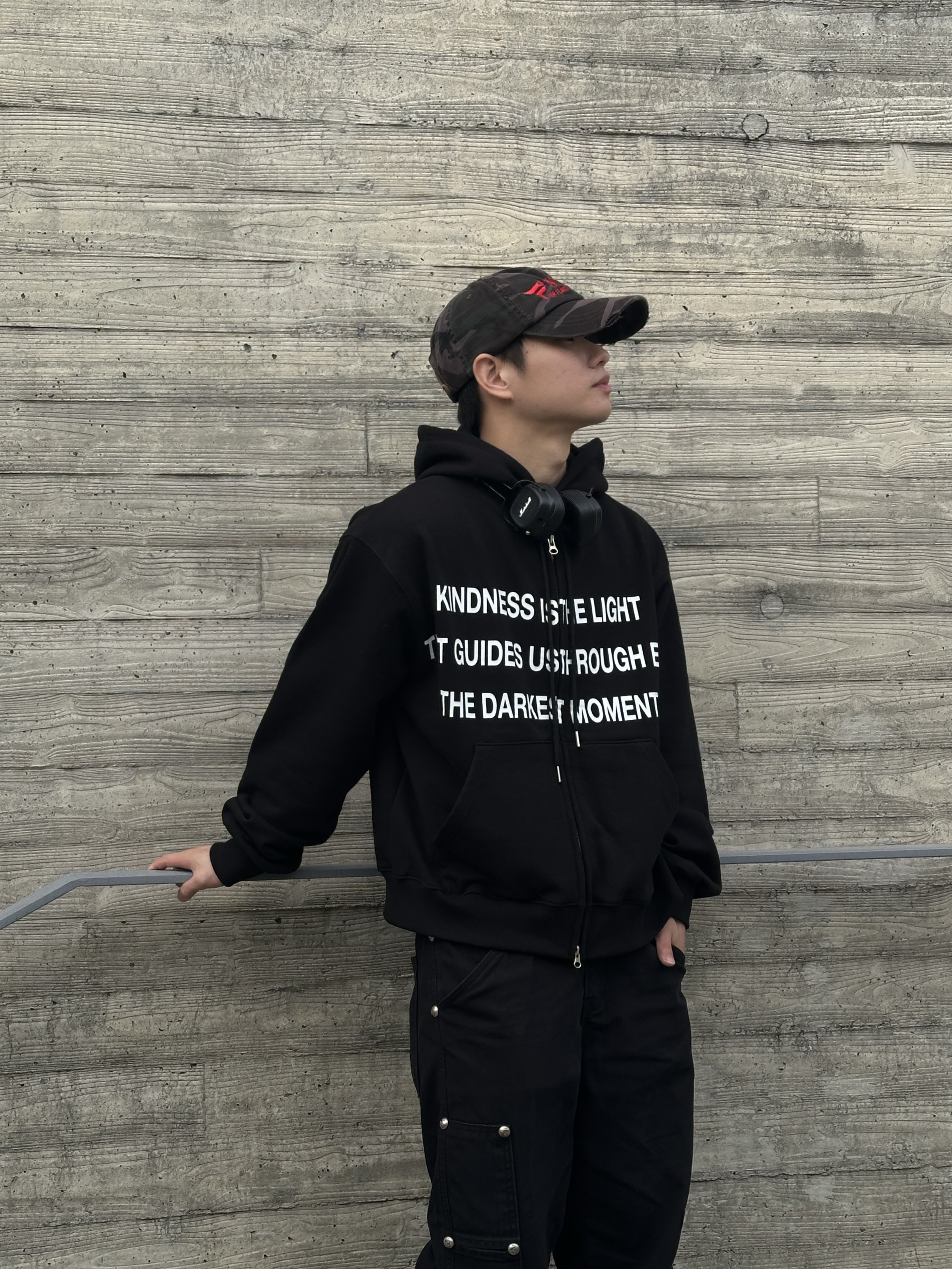 Converse x Drkshdw Turbodrk Chuck 70 Hi Laceless Iron, Thug Club Thug Pants (2) Black 착용 스타일 - 3