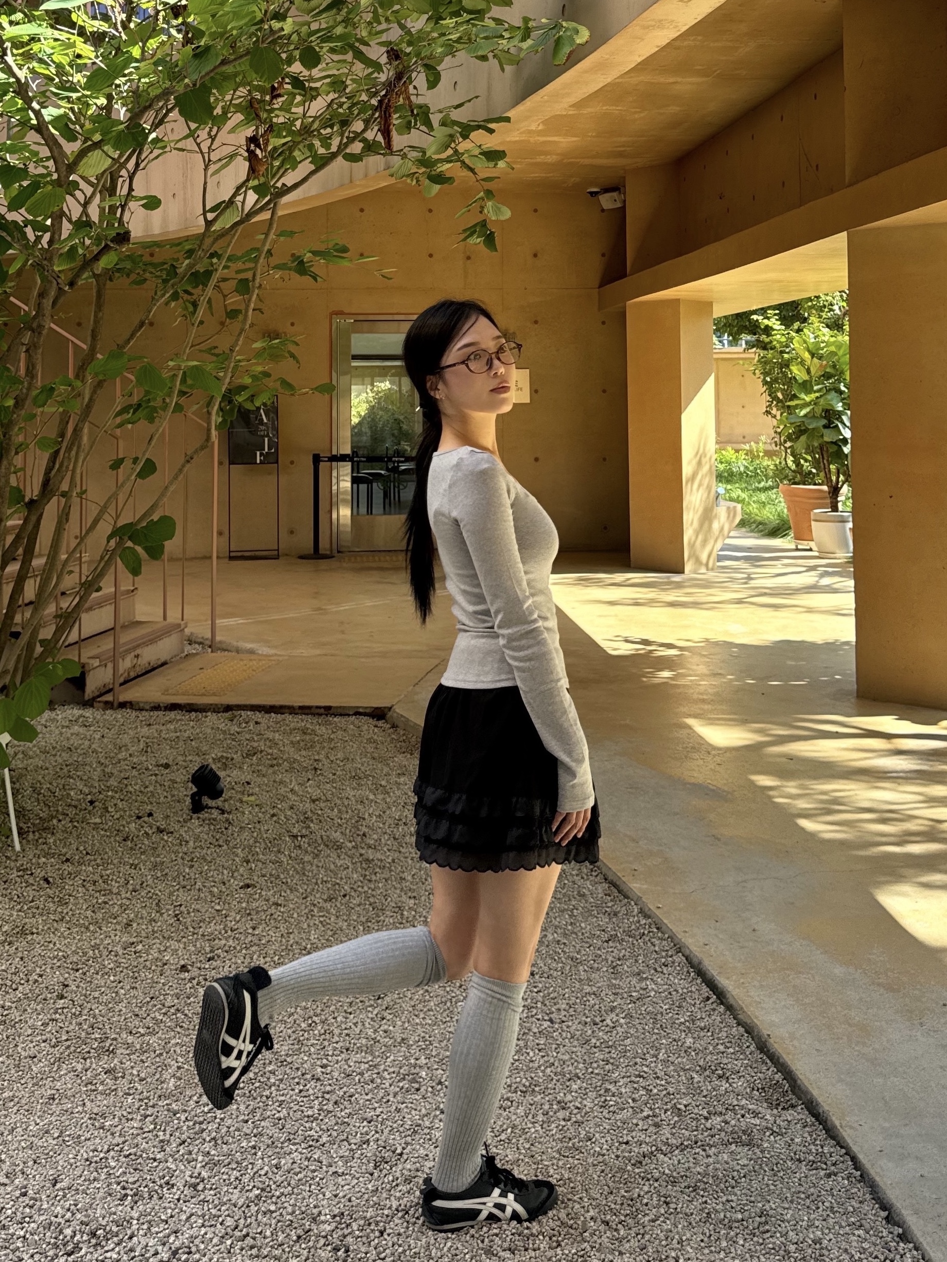 Onitsuka Tiger Mexico 66 Black White 착용 스타일