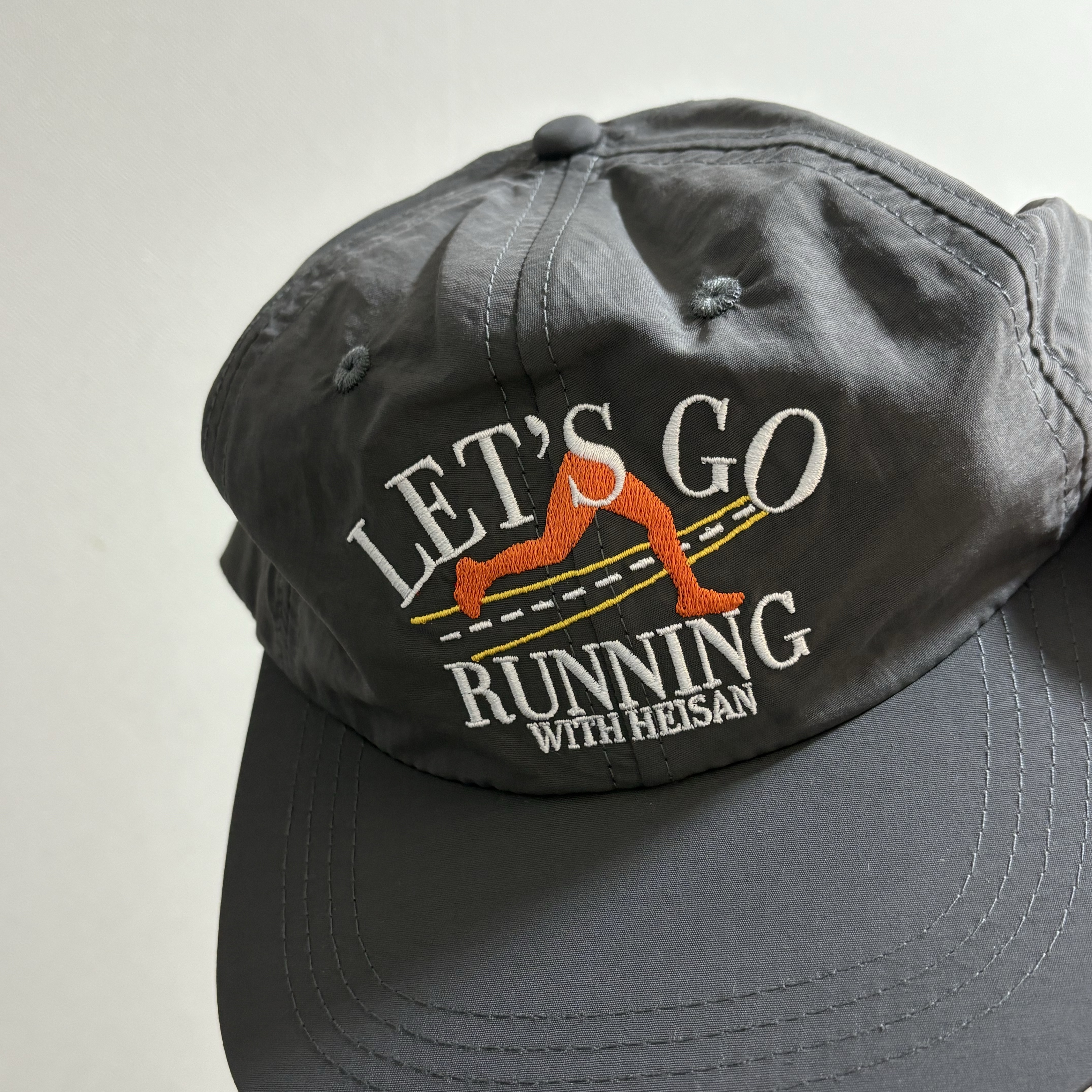 Heisan Let's Go Nylon Camp Cap - Running 착용 스타일