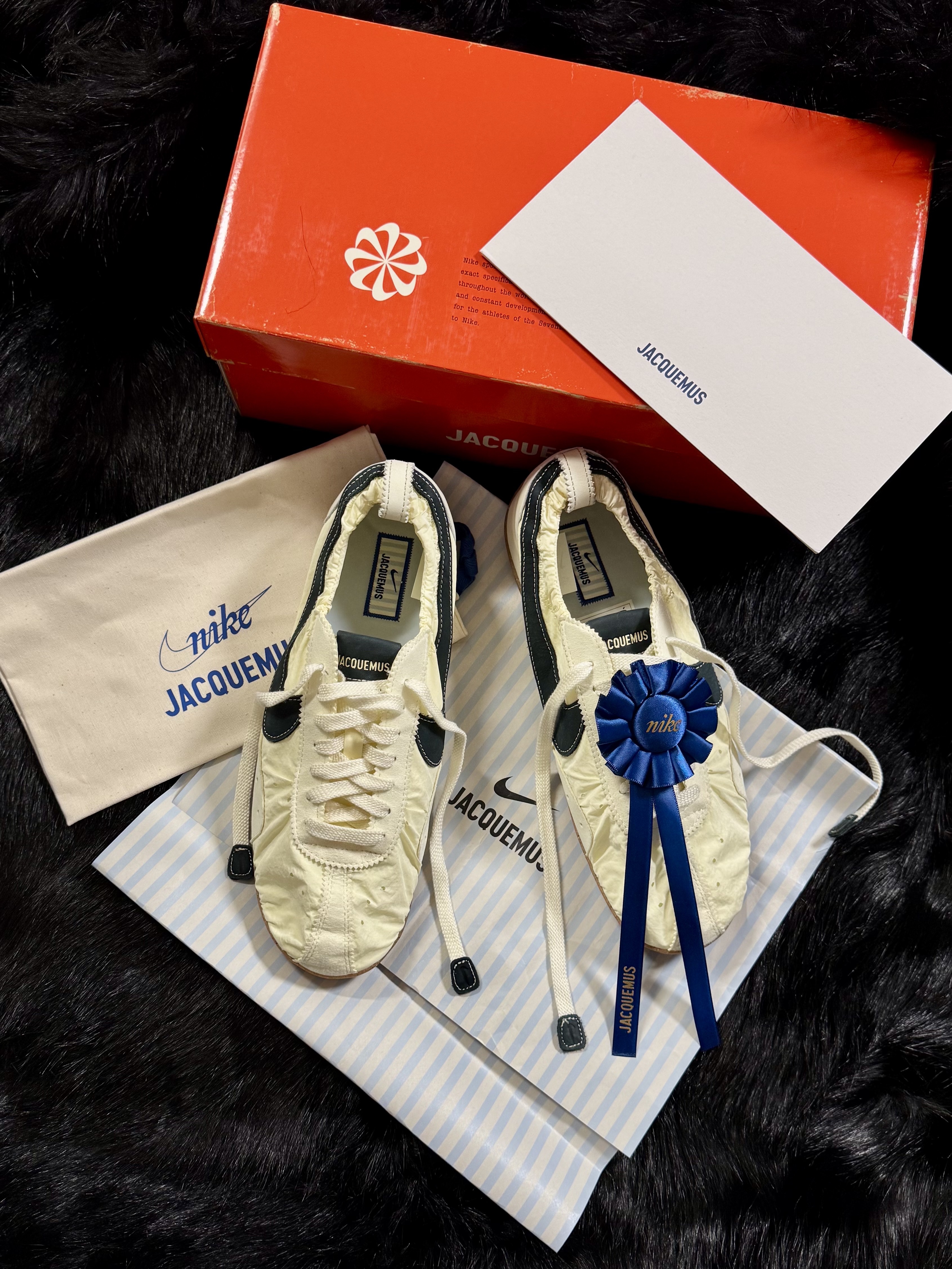 Nike x Jacquemus Moon Shoe SP Alabaster Off Noir 착용 스타일