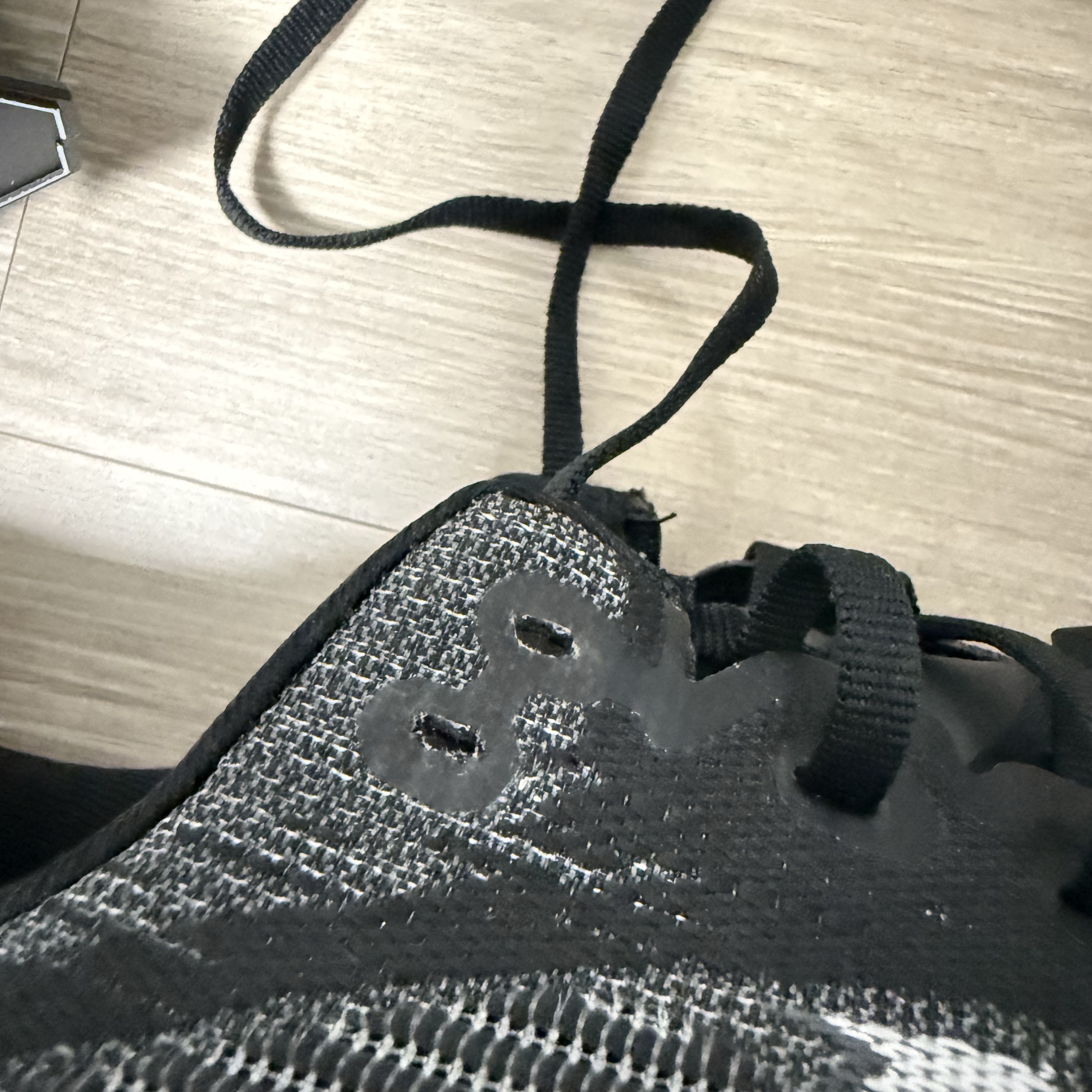 Asics Superblast 2 Black White 착용 스타일 - 4