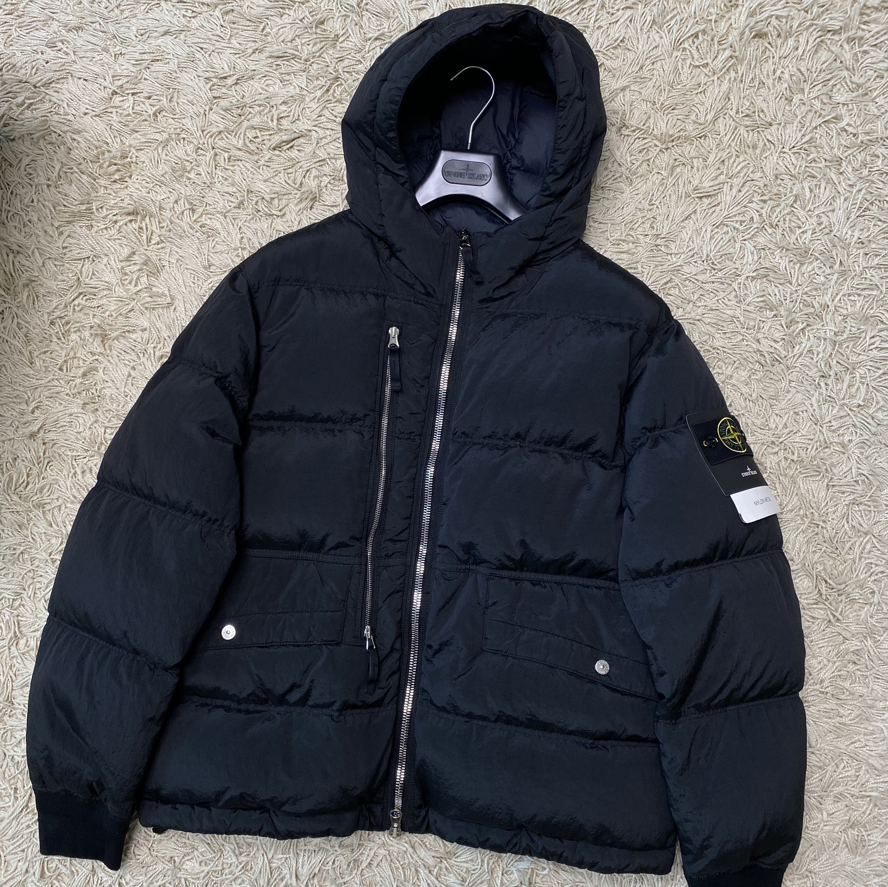 Stone Island 4100088 Nylon Metal In Econyl Hooded Down Parka with Anti-Drop and Zip Pockets Dark Teal Green - 25FW 착용 스타일