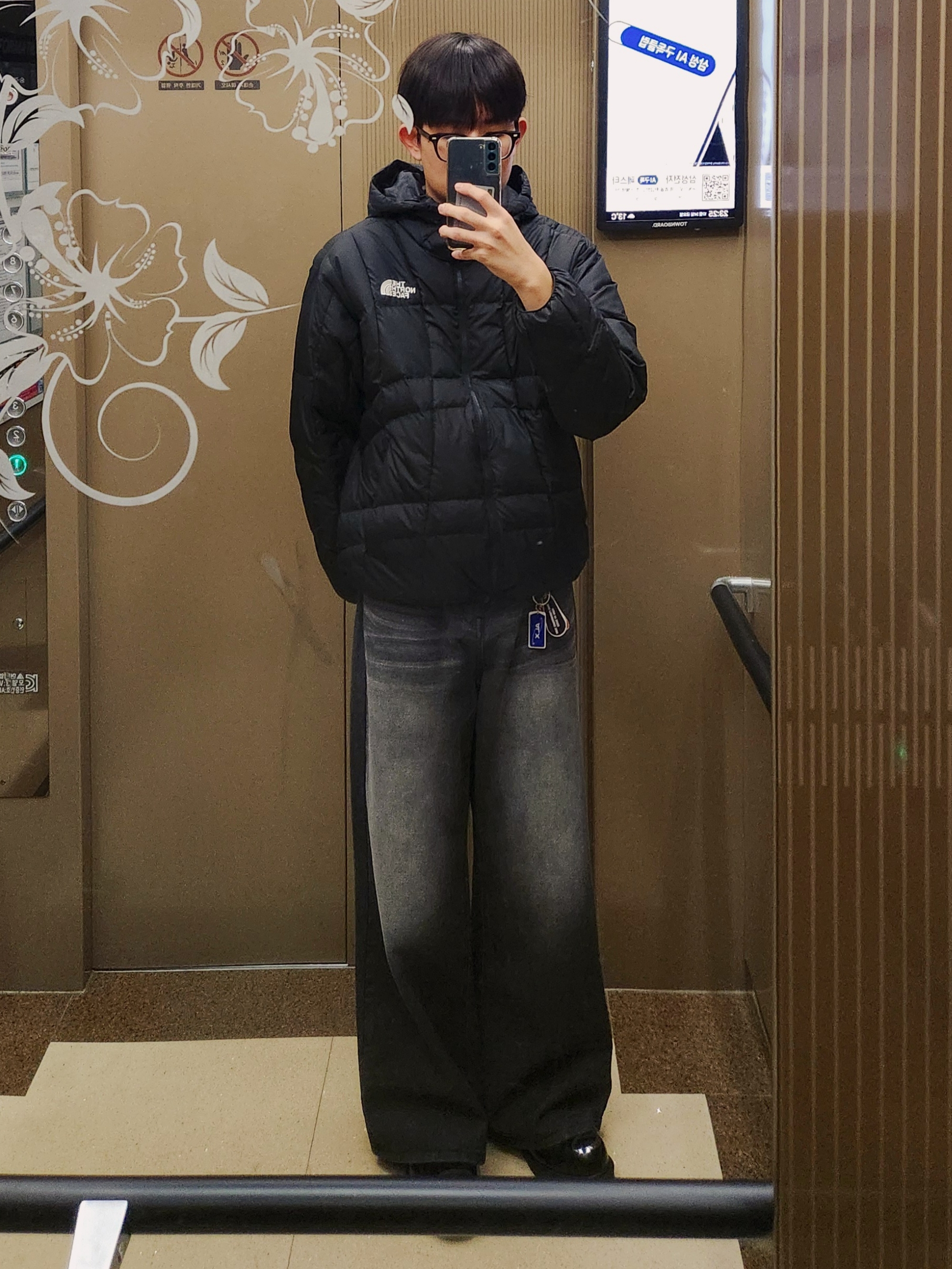 The North Face White Label Wave LT On Ball Jacket Black 착용 스타일
