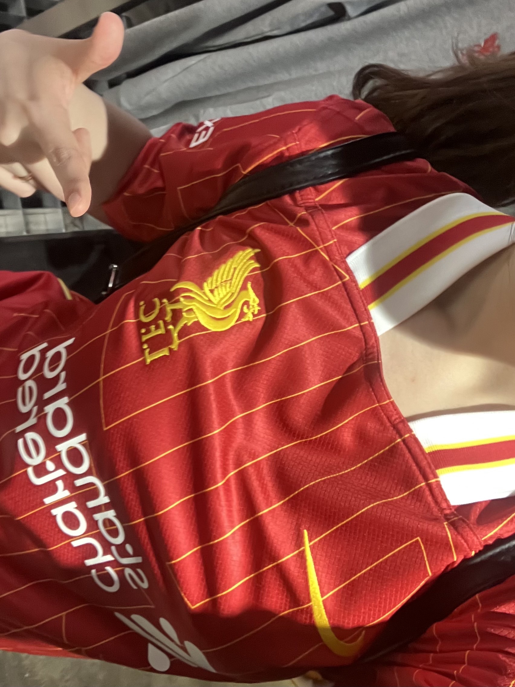 Nike Liverpool FC 2024/25 ADV Match Home Dri-Fit Jersey Gym Red White Chrome Yellow (Non Marking Ver.) 착용 스타일 - 1