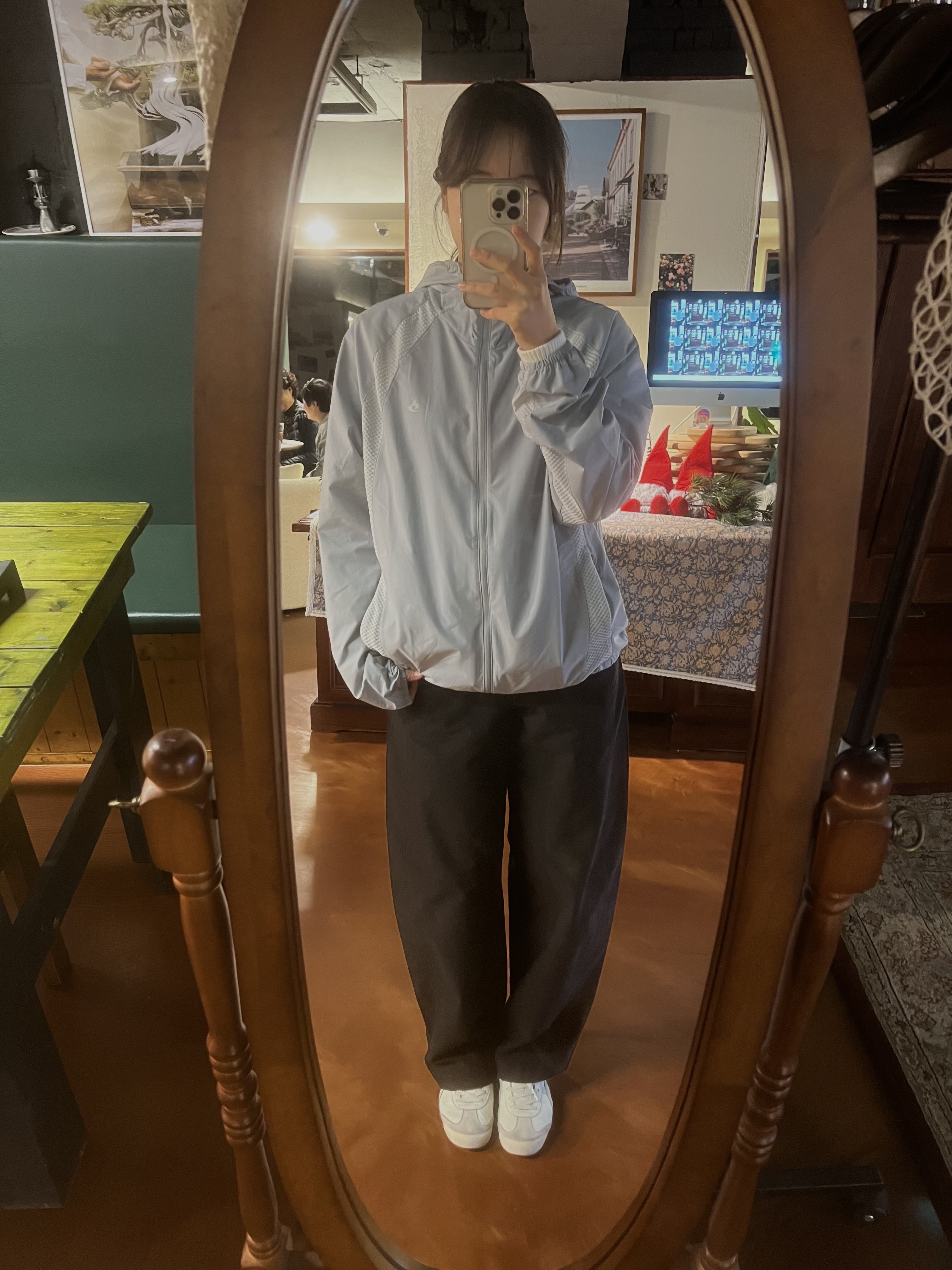 Sansan Gear Mesh Jacket Sky Blue - 25SS, Onitsuka Tiger Mexico 66 Cream Light Sage 착용 스타일 - 1