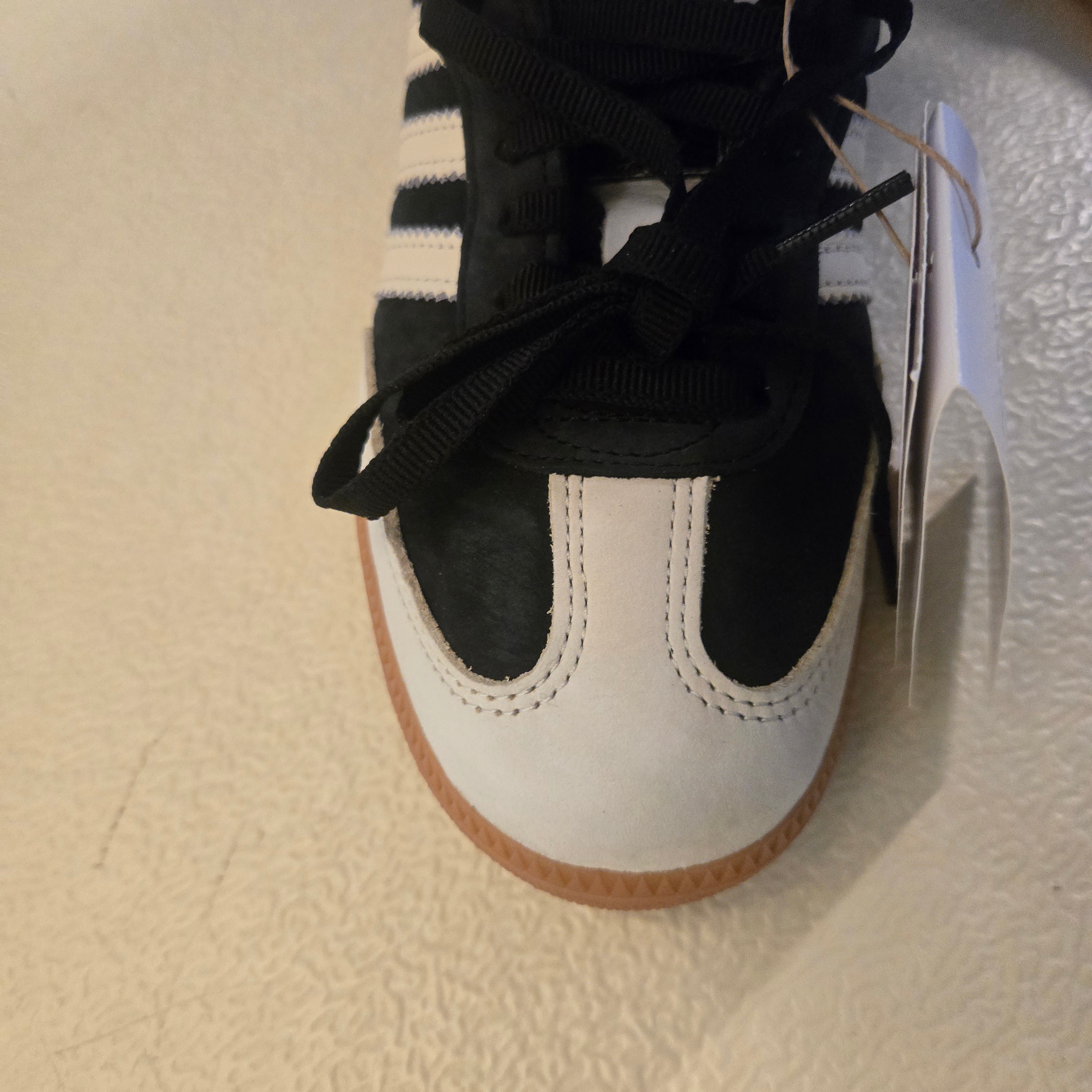 (W) Adidas Samba OG Core Black Wonder White 착용 스타일 - 3
