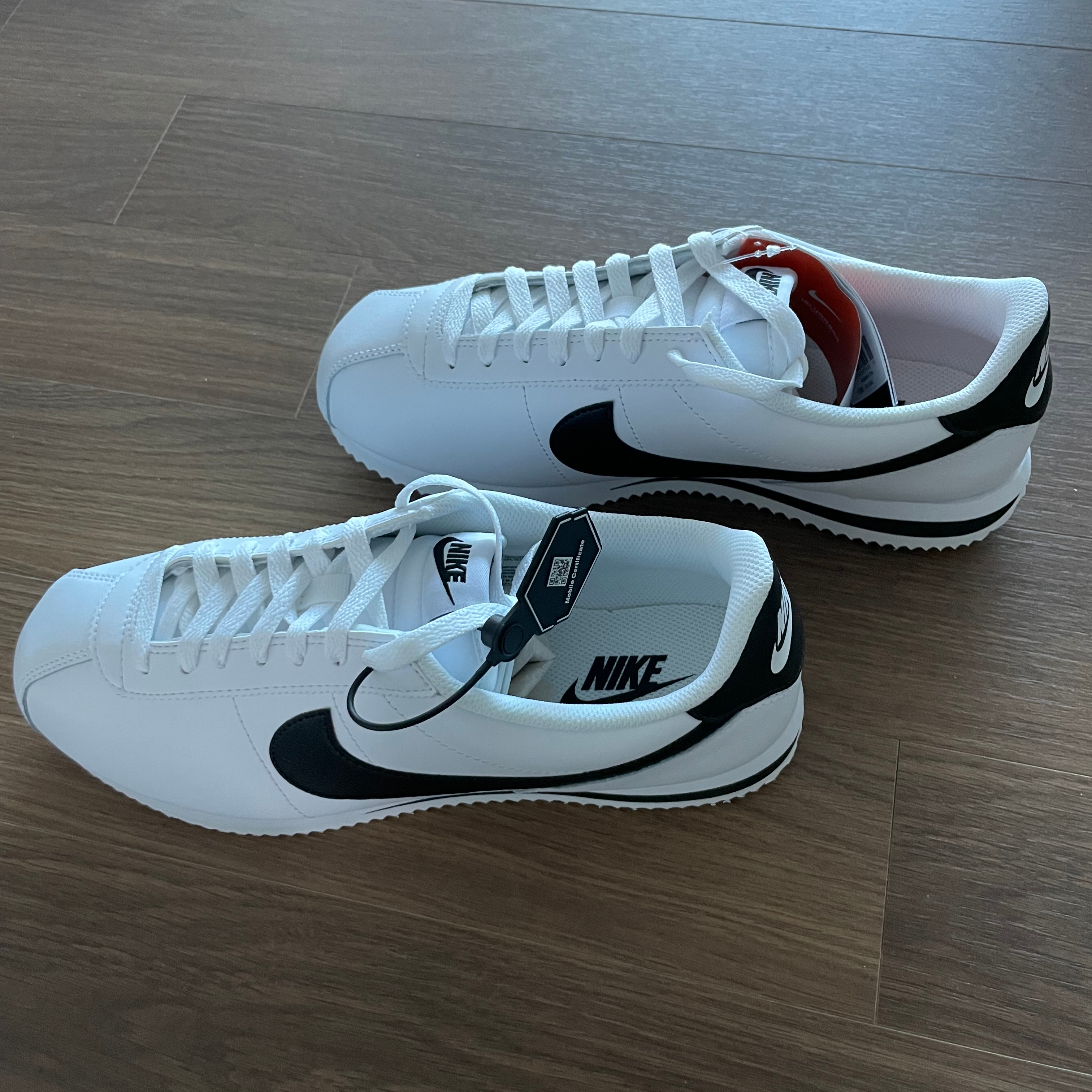 Nike Cortez White Black 착용 스타일
