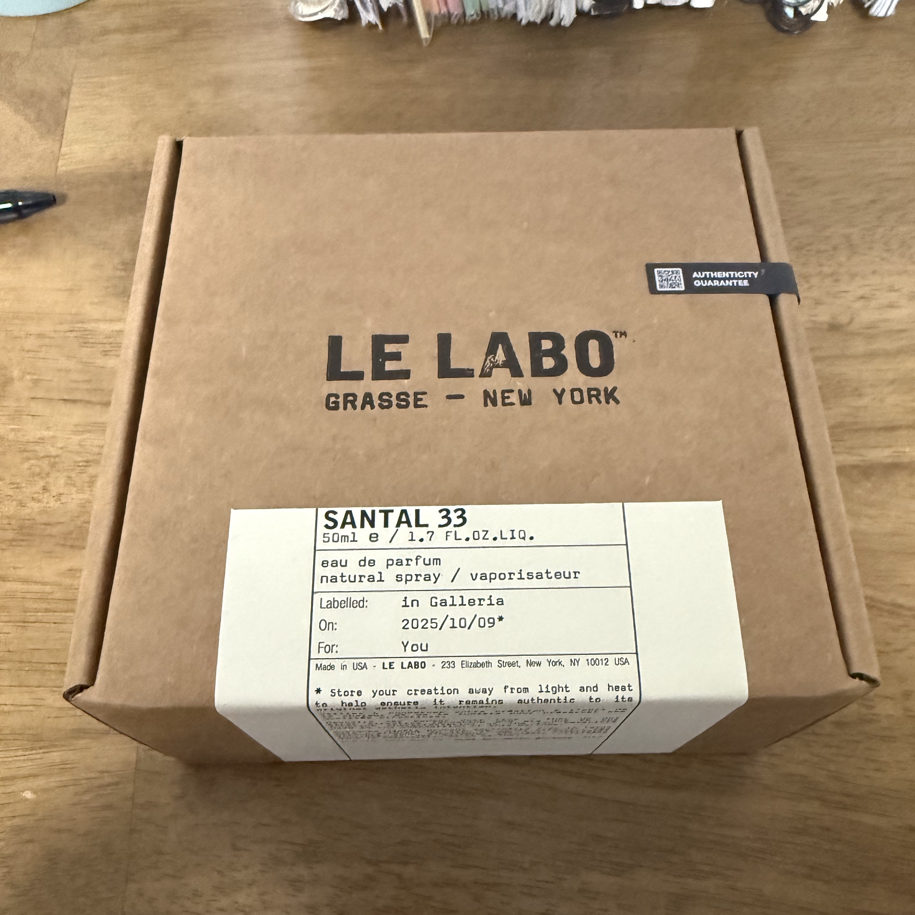 Le Labo Santal 33 Eau De Parfum 50ml 착용 스타일 - 1
