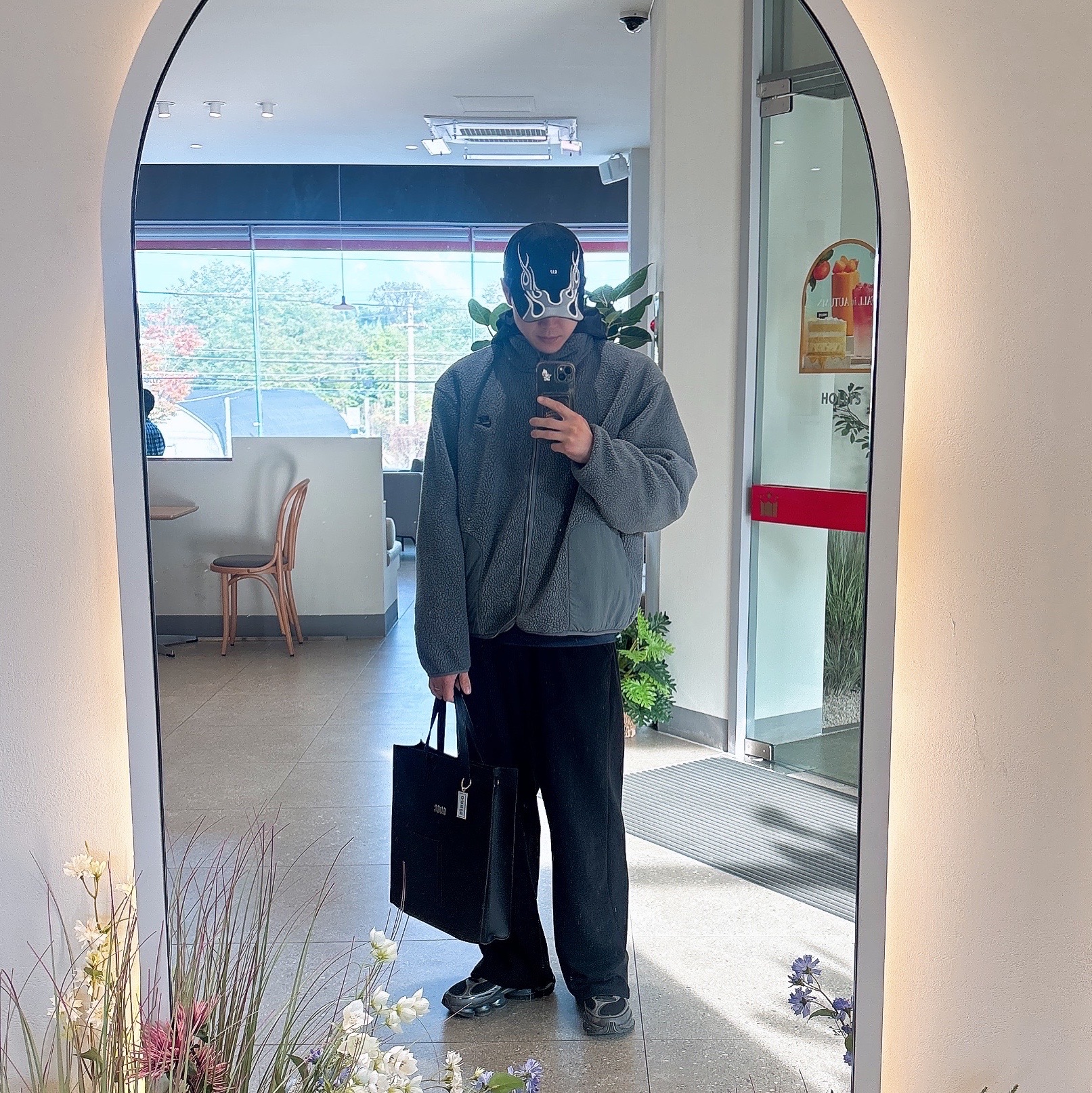 Nike Club Fleece Winterized Jacket Iron Grey - Asia, New Balance 2000 Abzorb Black 착용 스타일