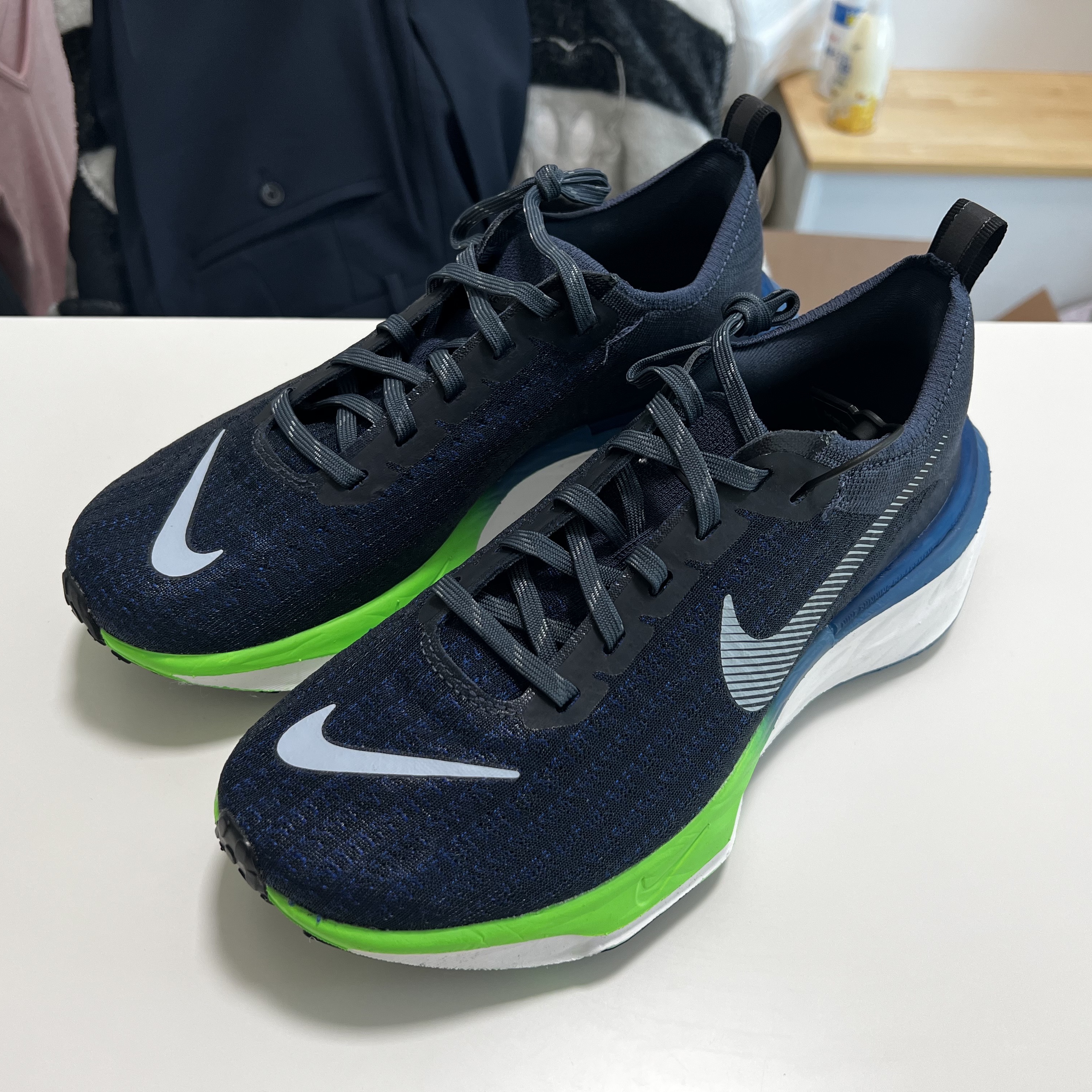 Nike Invincible 3 Thunder Blue Black 착용 스타일