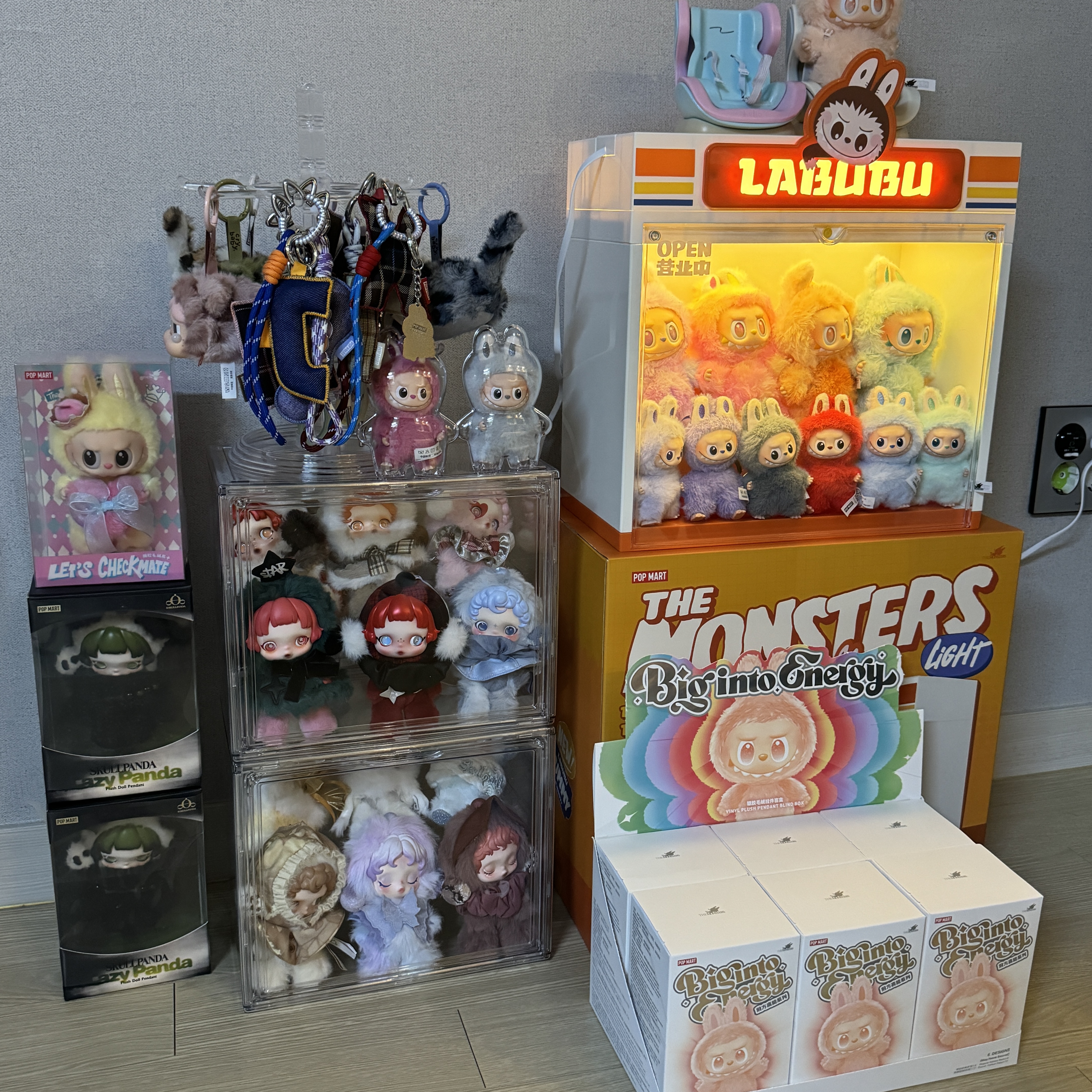 Pop Mart Labubu The Monsters Pin For Love Series Vinyl Plush Pendant Sealed Case (A-M) (1 Blind Box), Pop Mart Labubu The Monsters Highlight Series Sealed Case (1 Blind Box) 착용 스타일 - 3