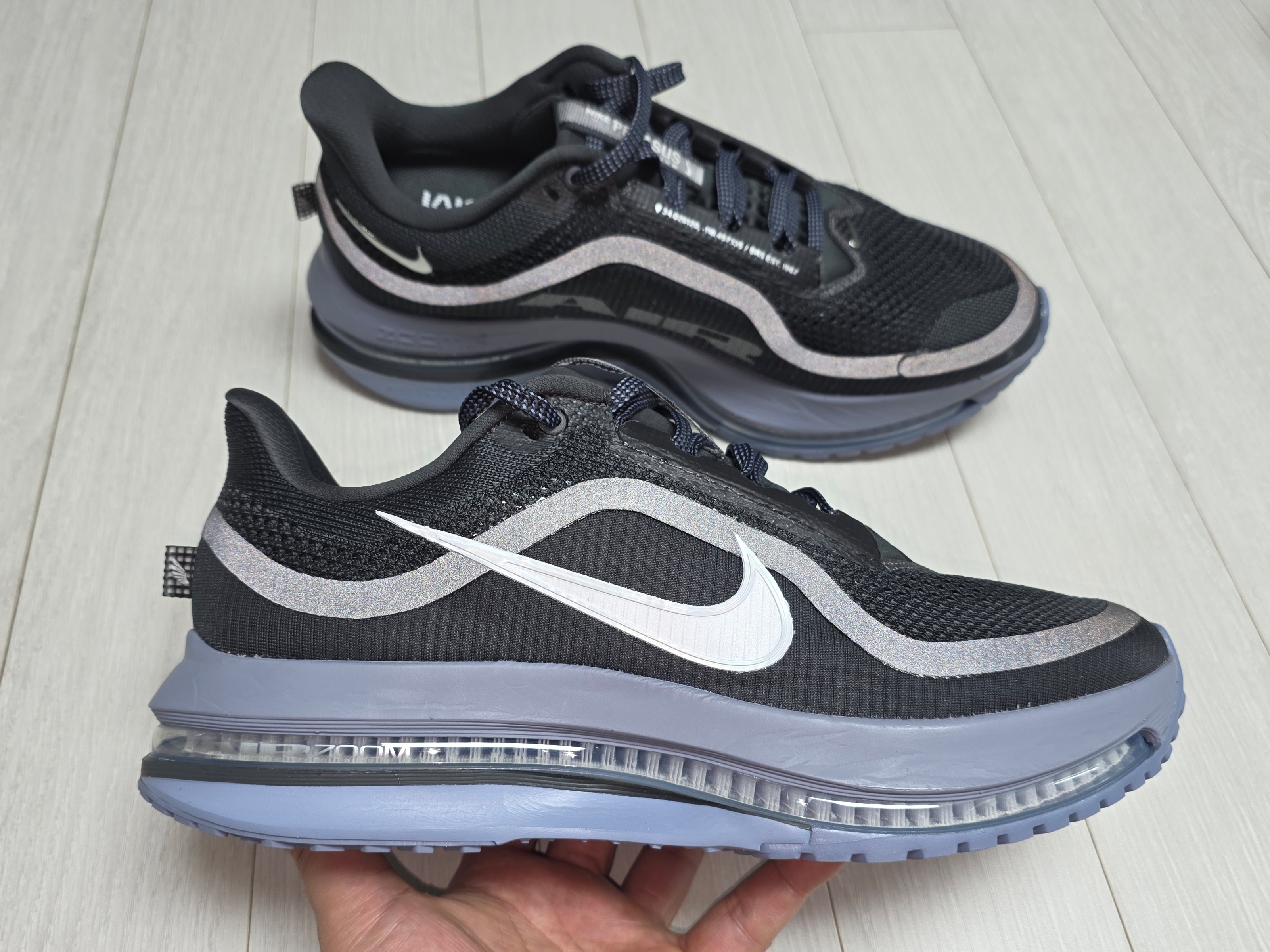 Nike Pegasus Premium Anthracite Ashen Slate 착용 스타일 - 2