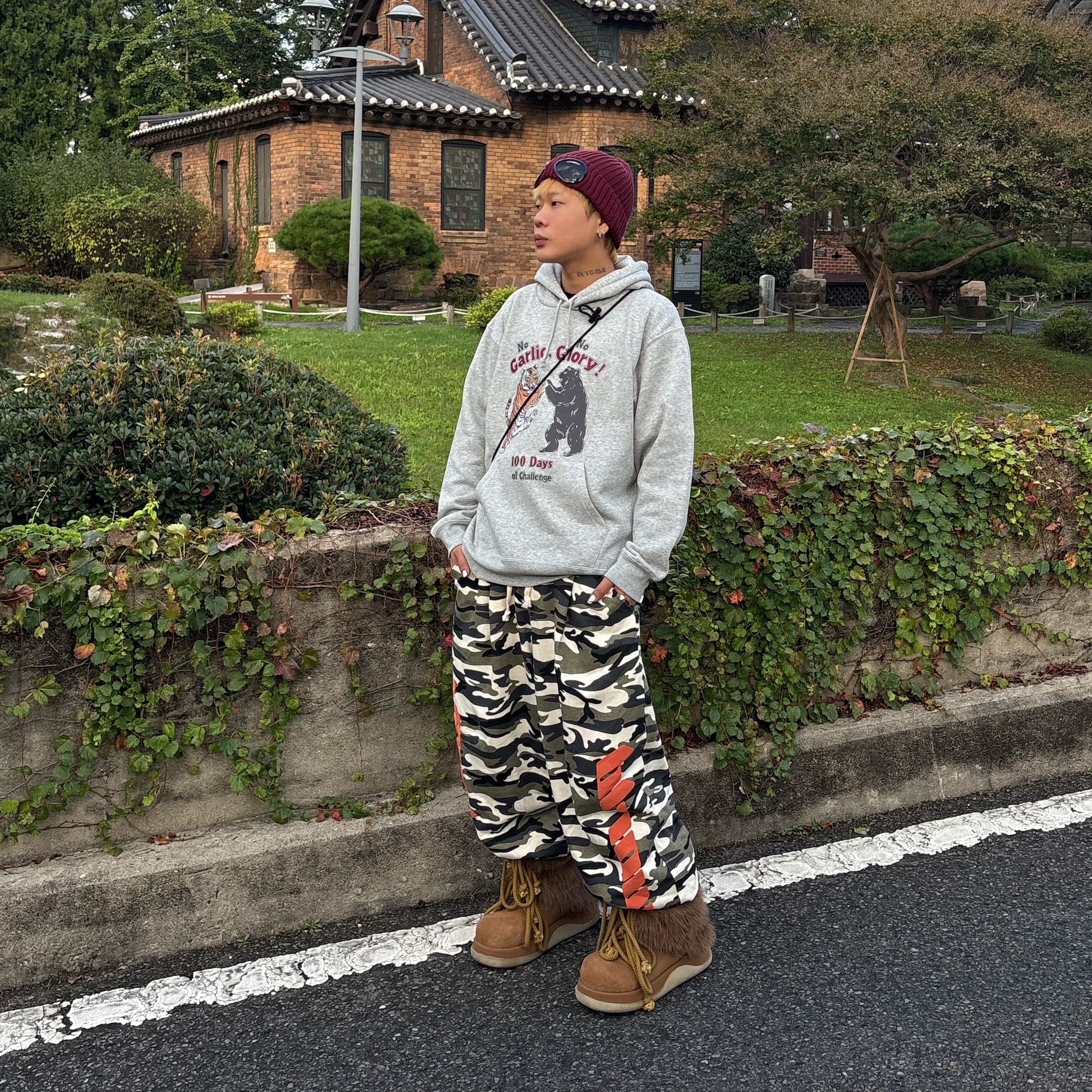 C.P. Company Extra Fine Merino Wool Goggle Beanie Port Royal Red - 22FW, NETHERWORLD Oversized Sweat Jogger Camo 착용 스타일 - 1