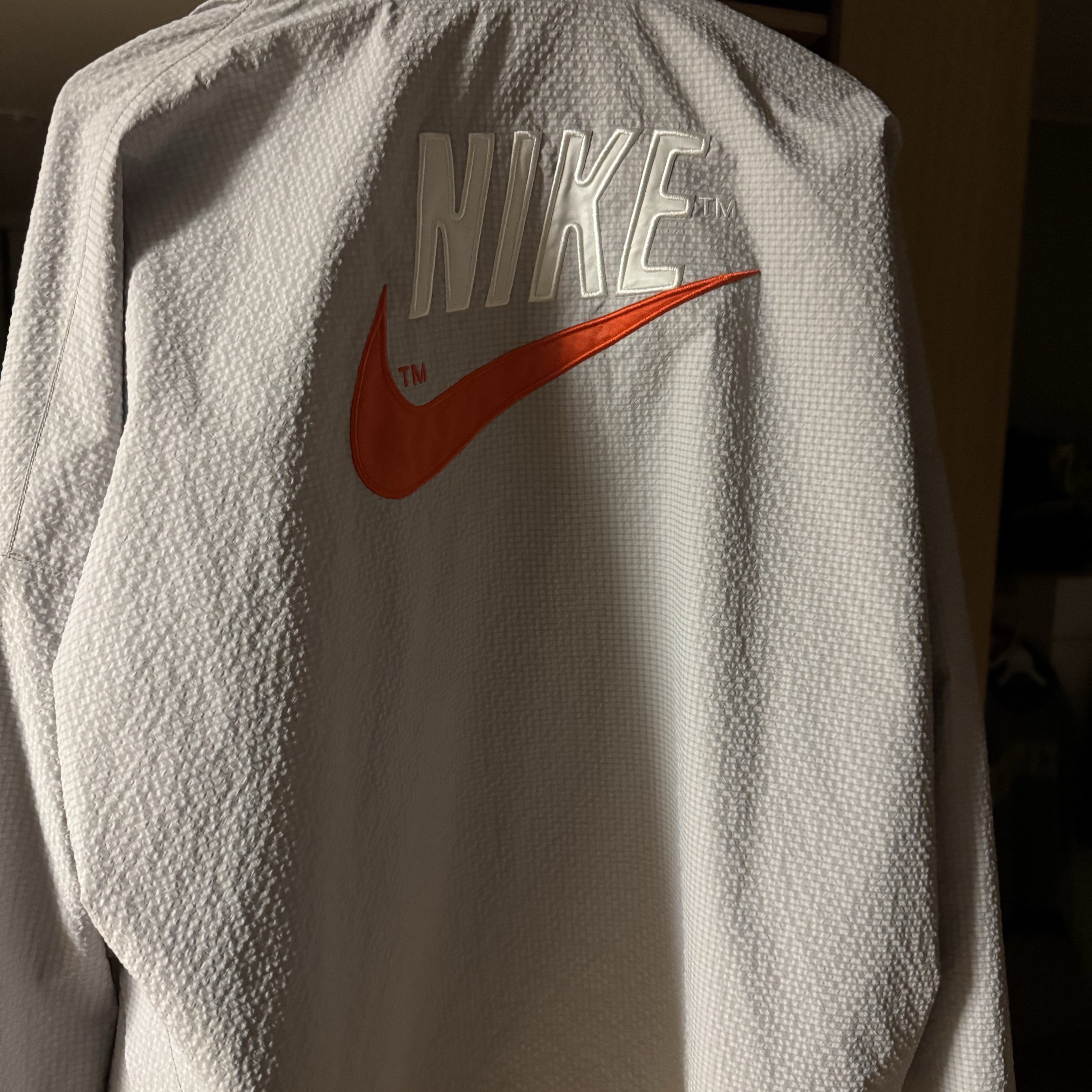Nike NSW Trend Woven Jacket Light Iron Ore - Asia 착용 스타일