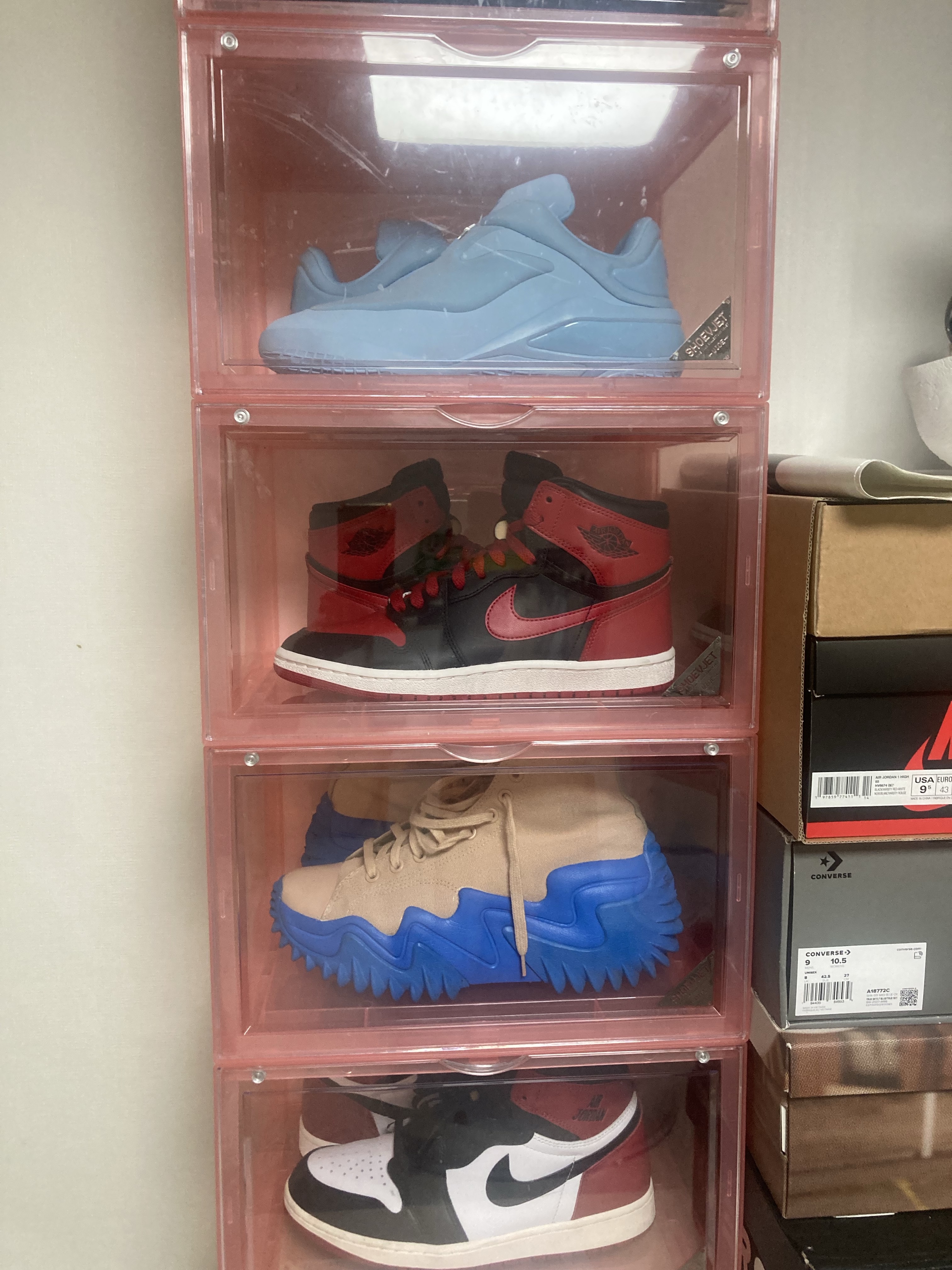 Jordan 1 x Tune High 85 Bred (Special Package), Jordan 1 Retro High OG Black Toe 착용 스타일