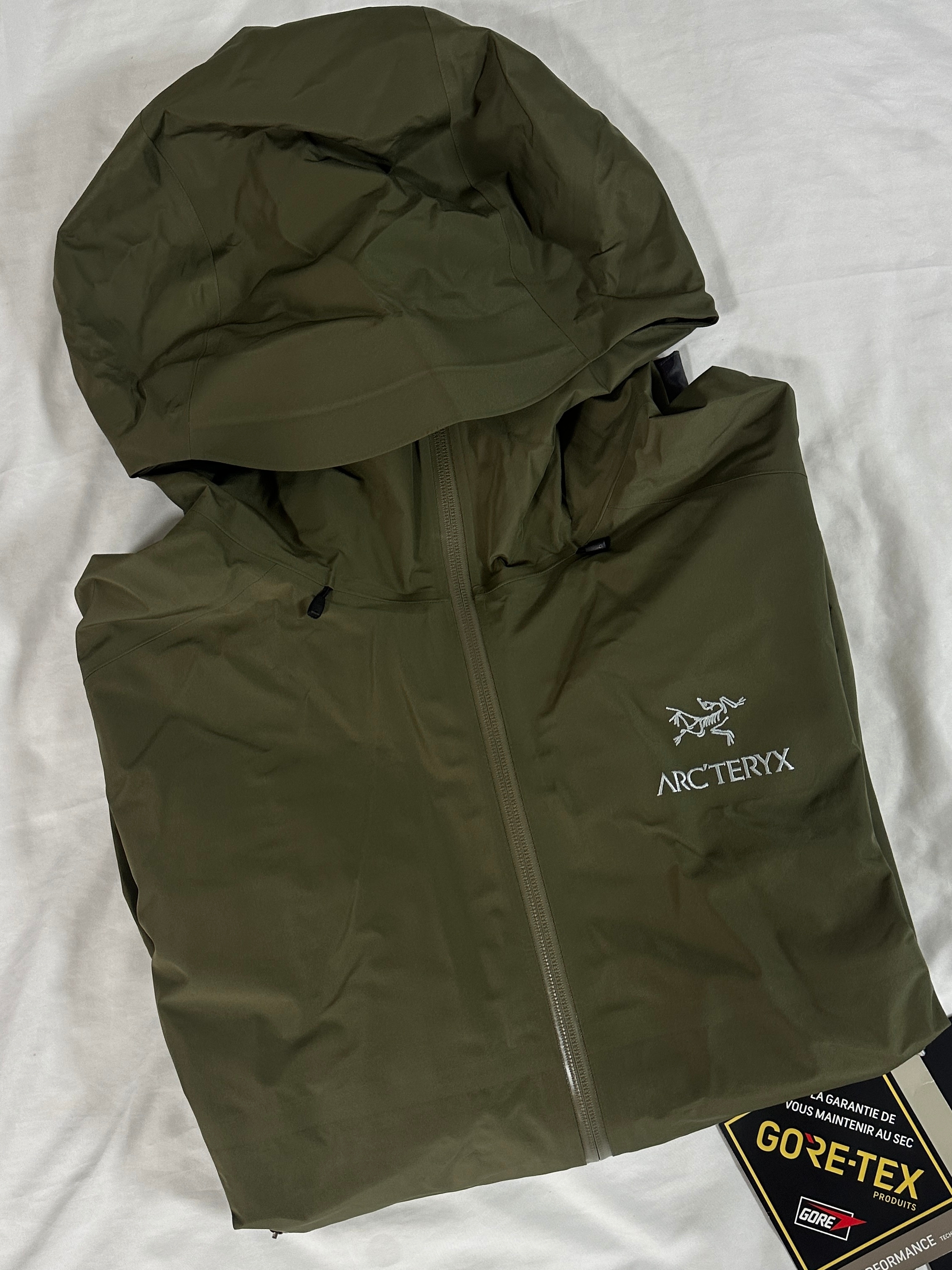 Arc'teryx Beta LT Jacket Tatsu 착용 스타일 - 1