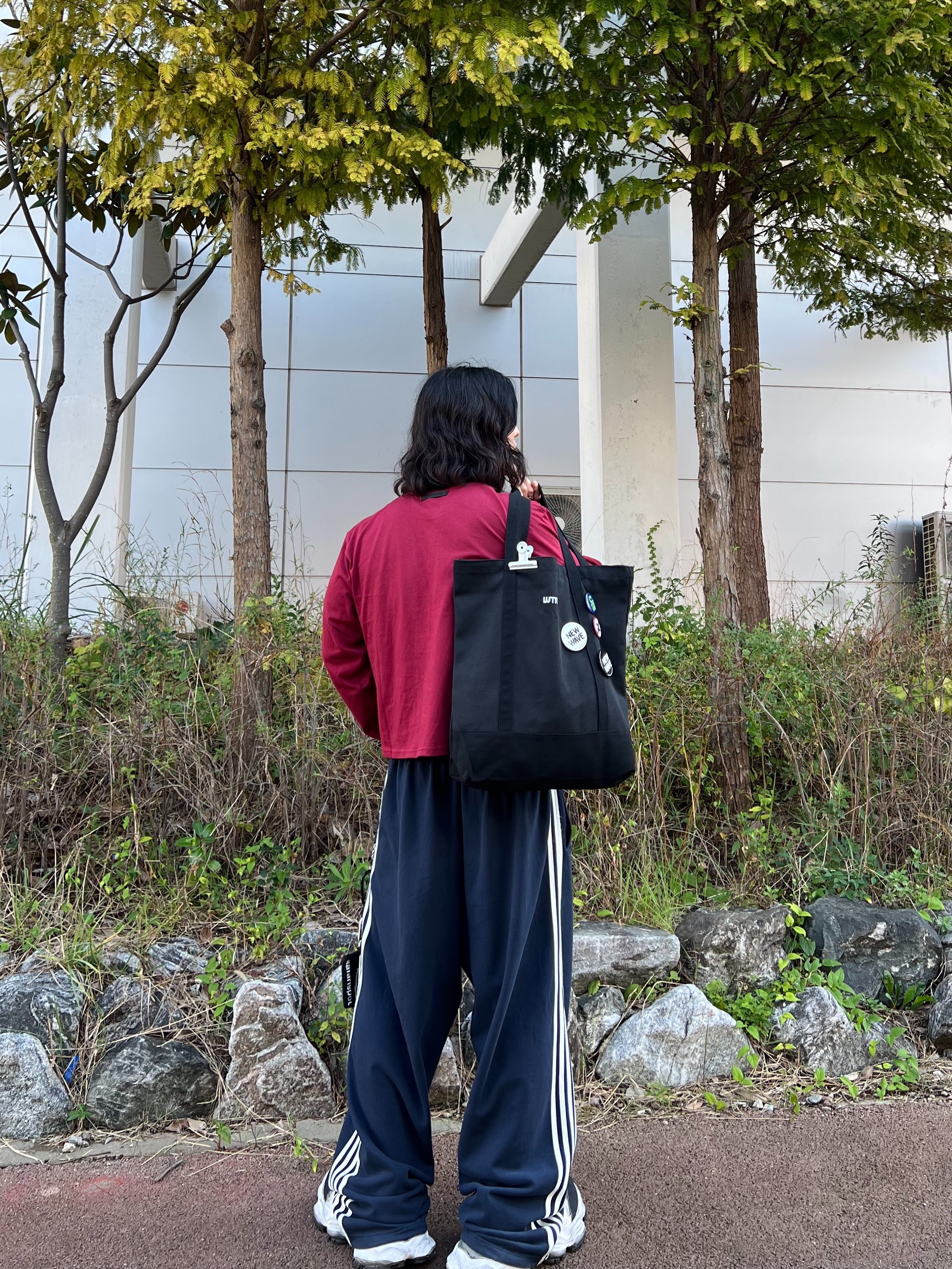 Balenciaga Cargo Sneakers White Grey, Safarispot Basic Safari Keyring Card Wallet Black 착용 스타일 - 4