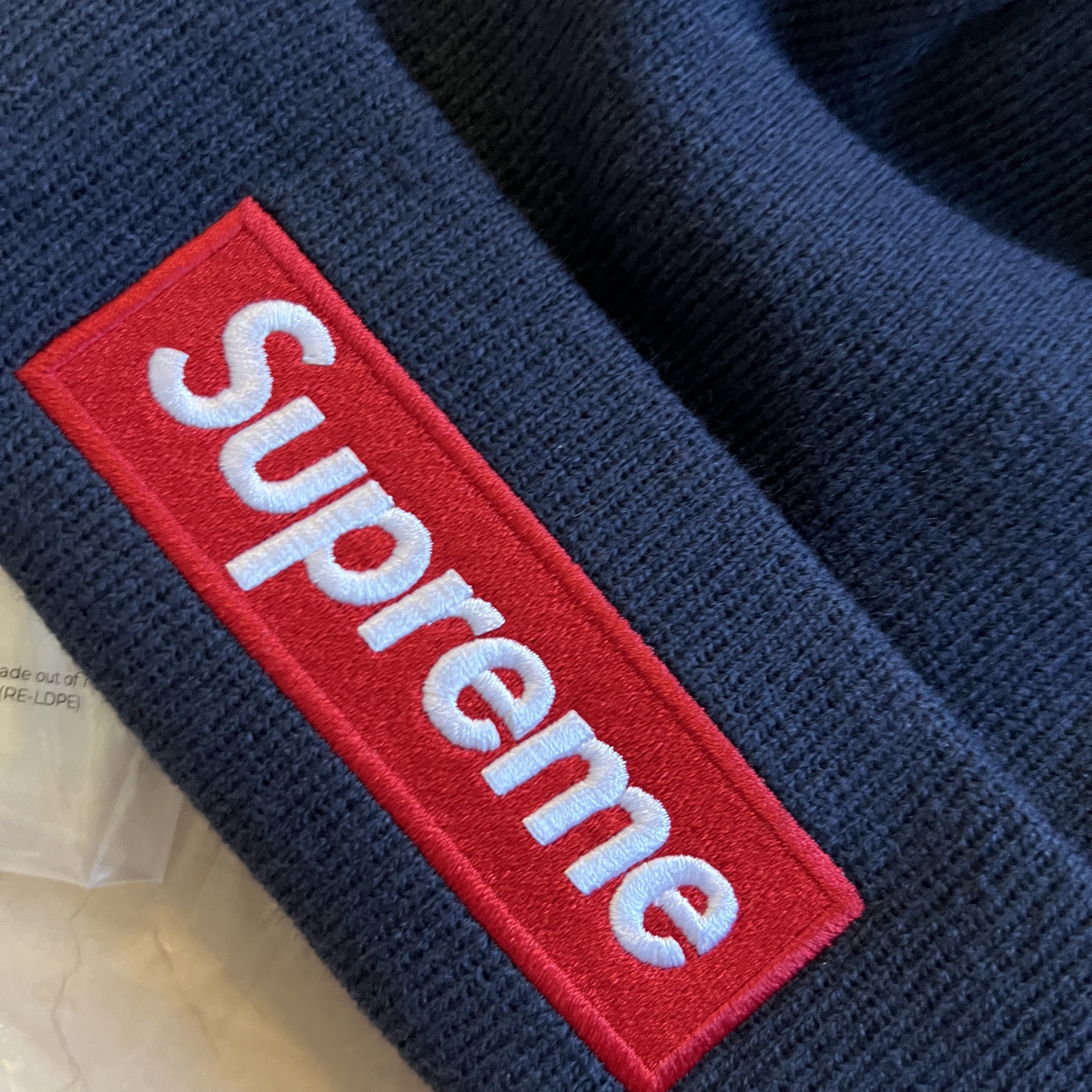 Supreme New Era Box Logo Beanie Navy - 24FW 착용 스타일