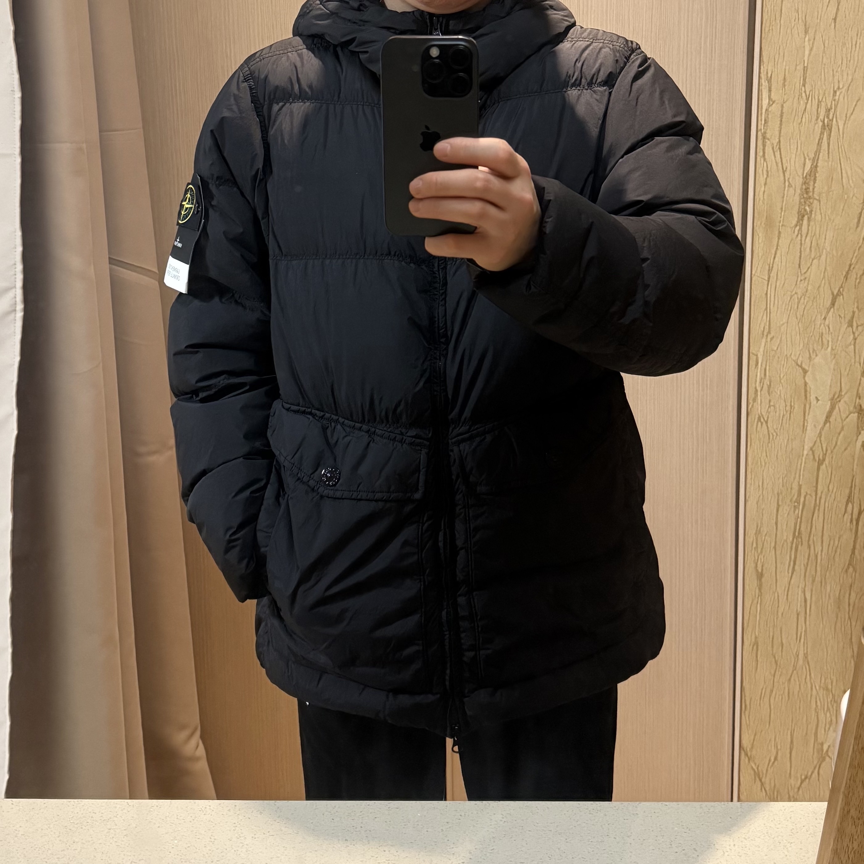 Stone Island 4100011 Crinkle Reps NY Recycled Nylon Hooded Down Jacket Black - 25FW 착용 스타일 - 2