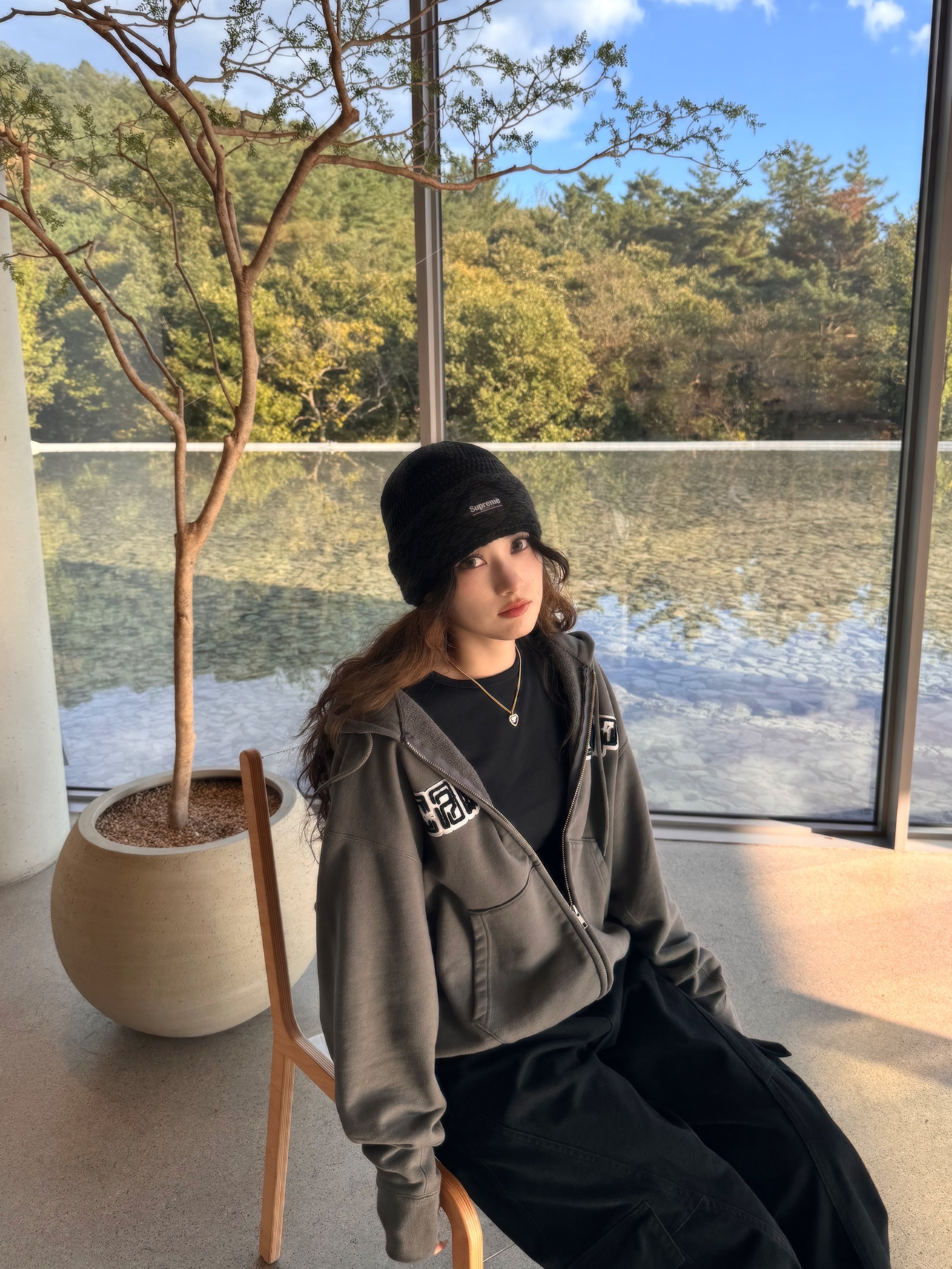 Supreme Diamond Beanie Black - 25FW, Cav Empt Embroidery Zip Hoody Charcoal - 24SS 착용 스타일