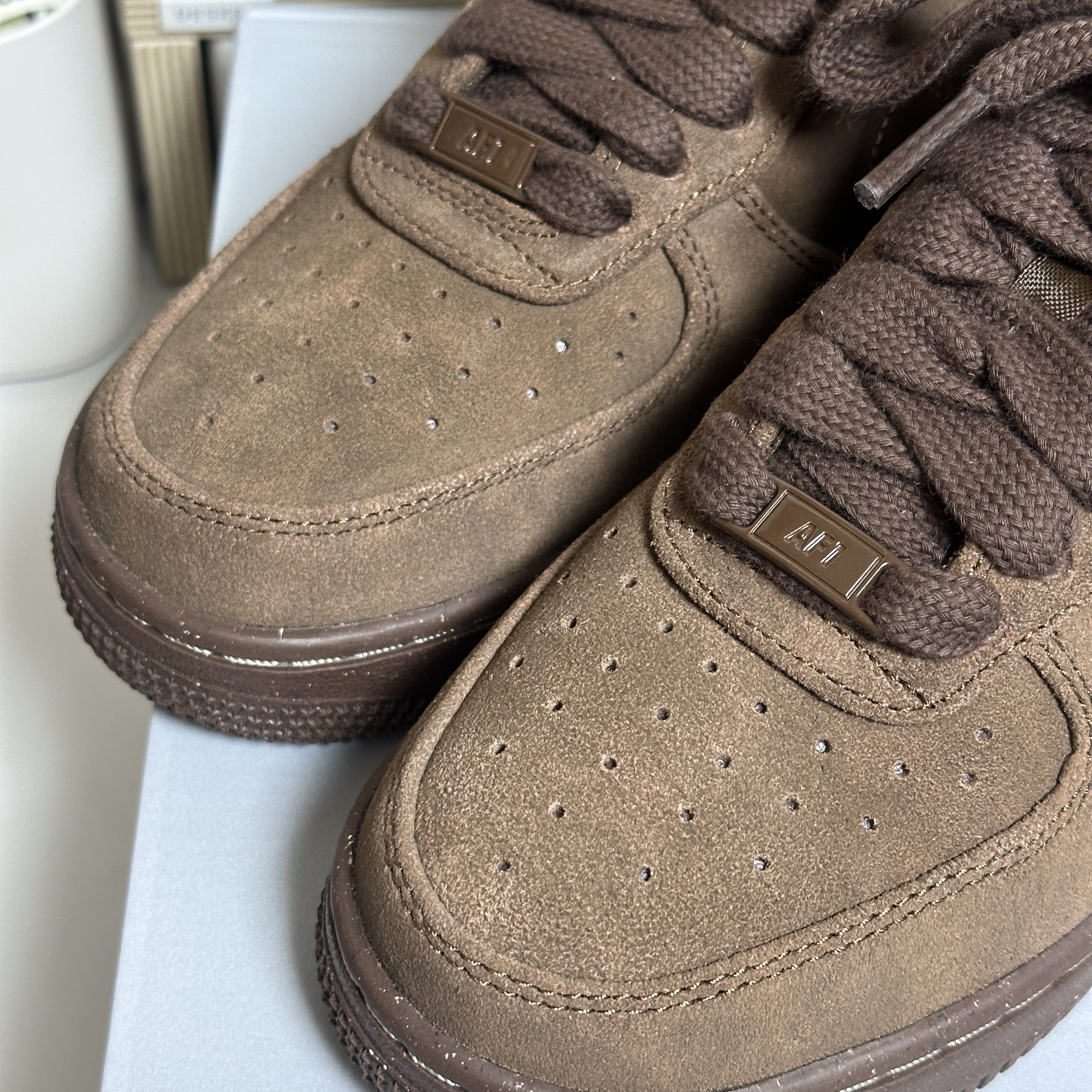 (W) Nike Air Force 1 '07 Cacao Wow 착용 스타일 - 5