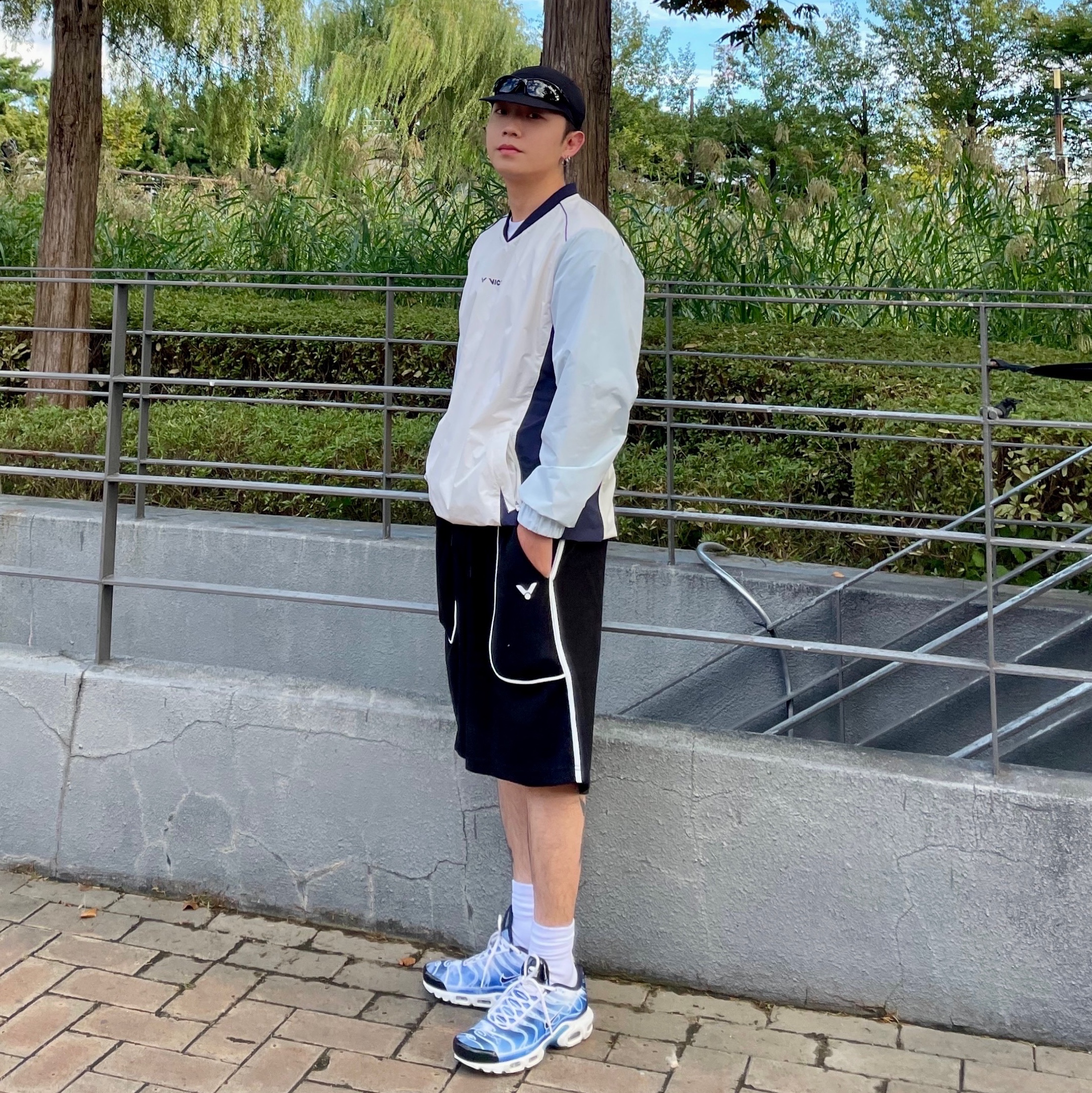Roa Hiking Cap Black 착용 스타일