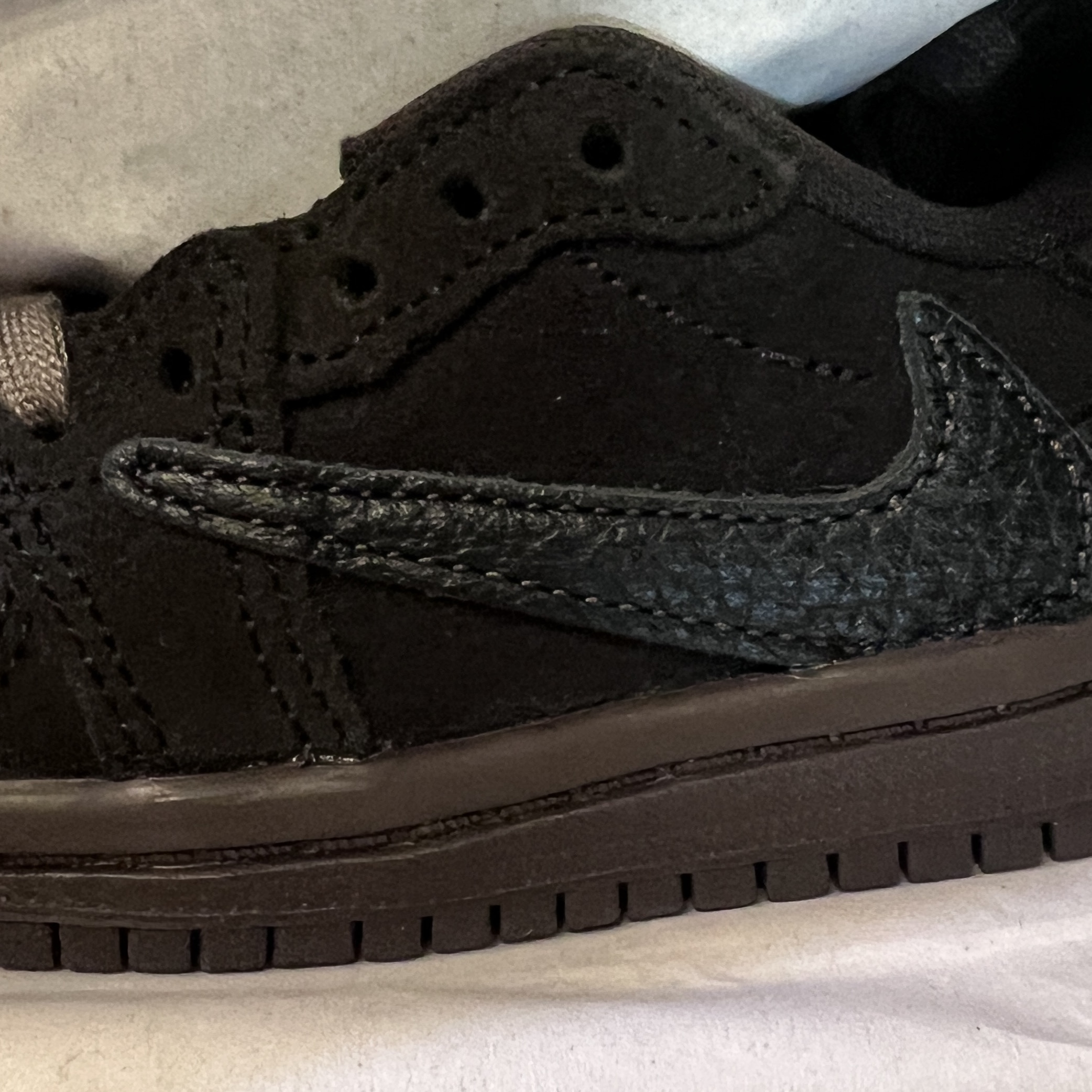 (TD) Jordan 1 x Travis Scott Retro Low OG SP Velvet Brown and Dark Mocha 착용 스타일