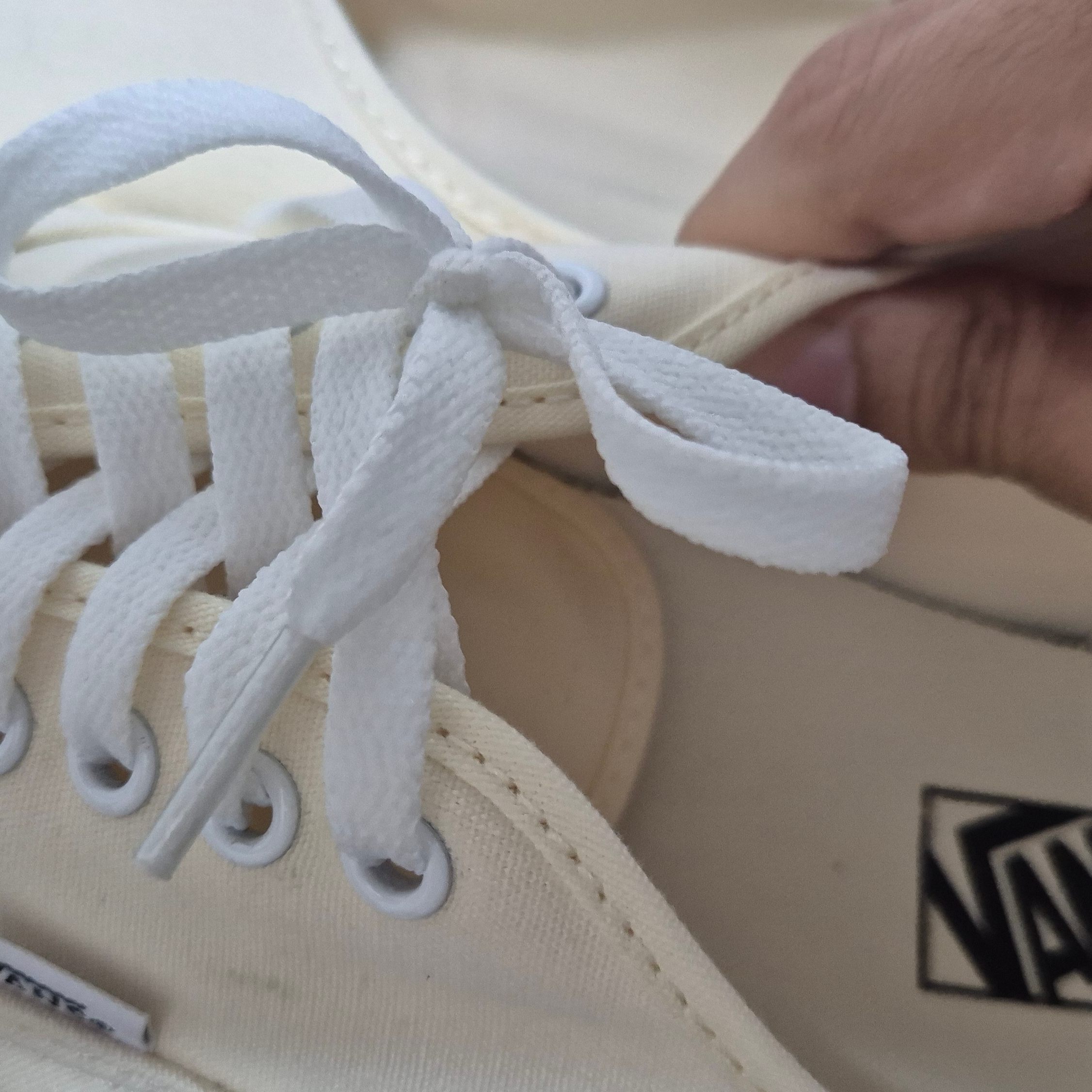 Vans Authentic White 착용 스타일