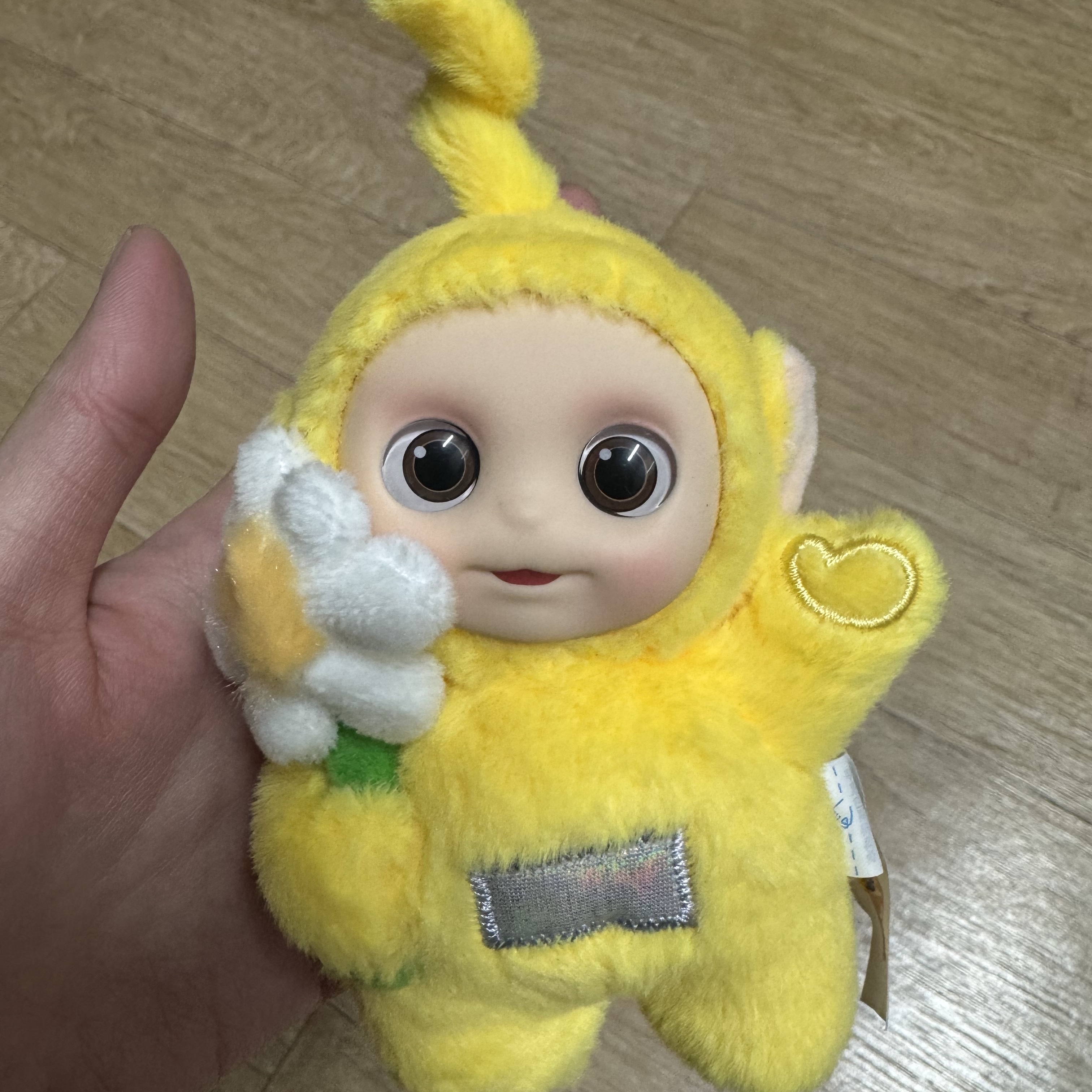 Pop Mart Teletubbies Say Hello Series Figures Sealed Case Laa Laa's Energetic Flower (Opened Case) 착용 스타일 - 1