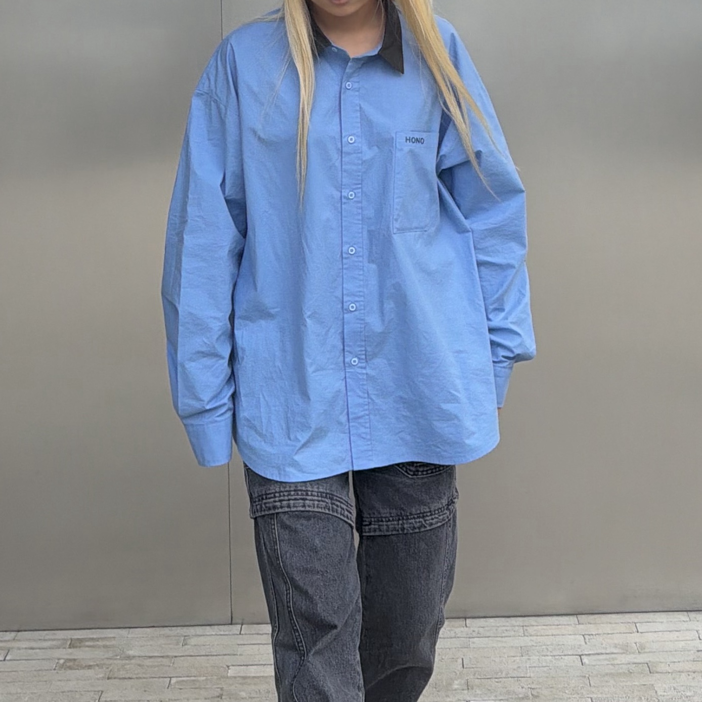 Hono Report Mini Logo Shirts Blue 착용 스타일 - 3