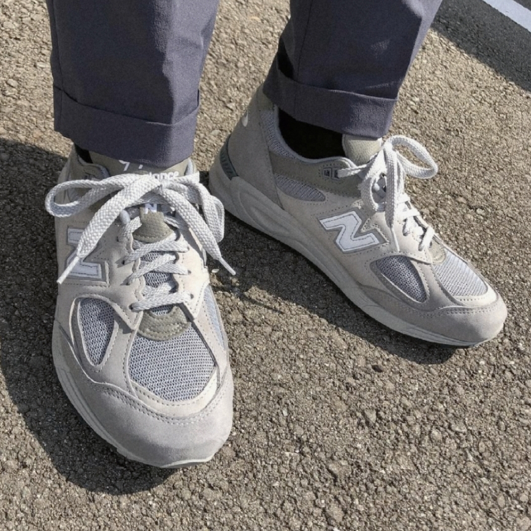 New Balance x WTAPS 990v2 Made in USA Grey 착용 스타일