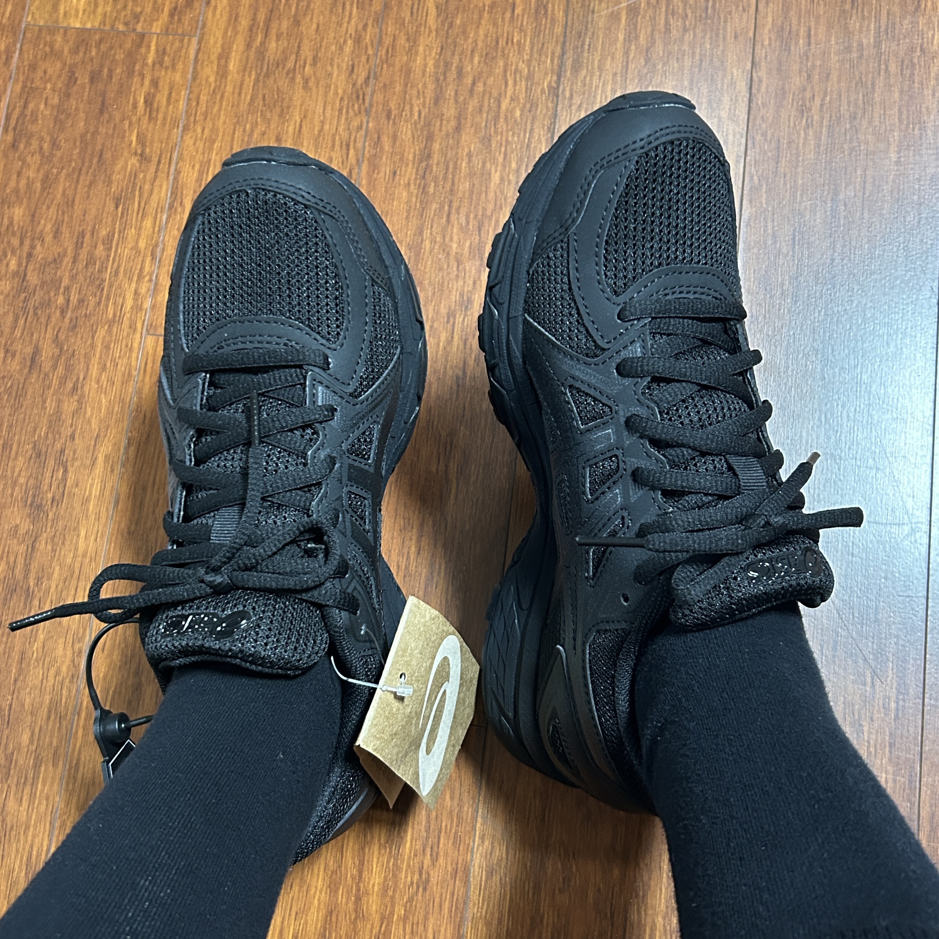 (W) Asics Jog 100 T Black - 2E Extra Wide 착용 스타일 - 2