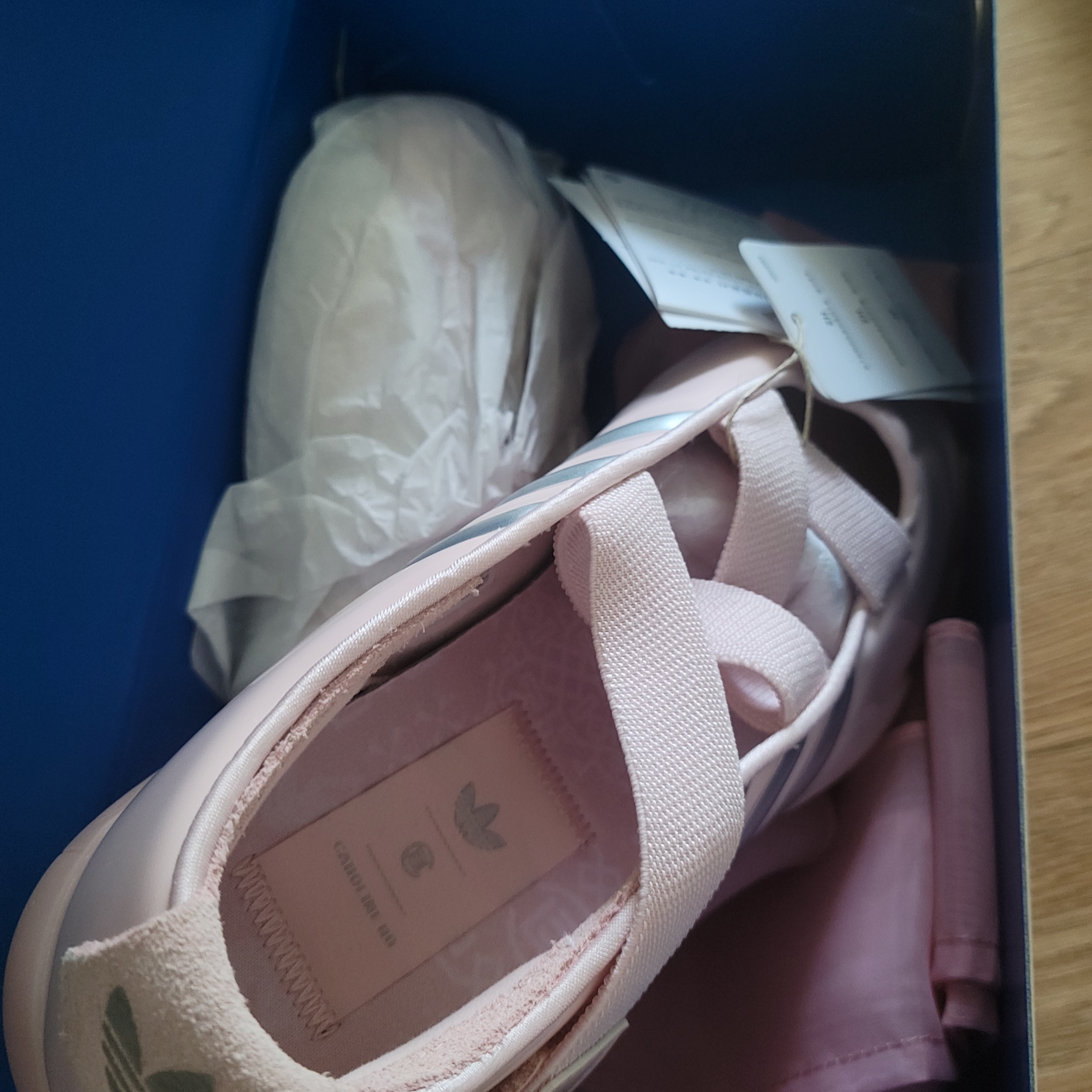 (W) Adidas x Caroline Hu Clot Taekwondo Sandy Pink Silver Metallic 착용 스타일