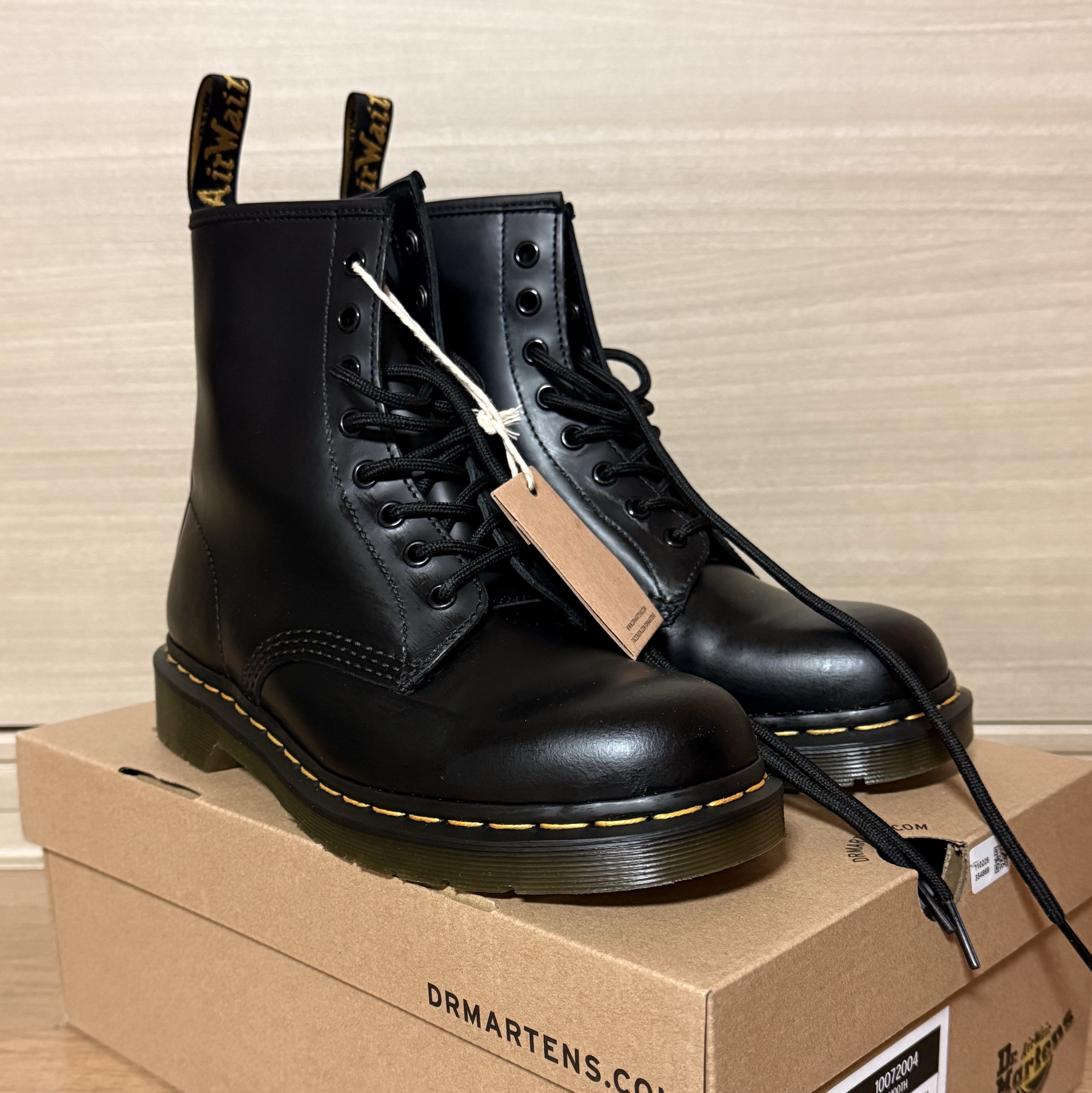 Dr. Martens 1460 Smooth Boots Black 착용 스타일 - 1