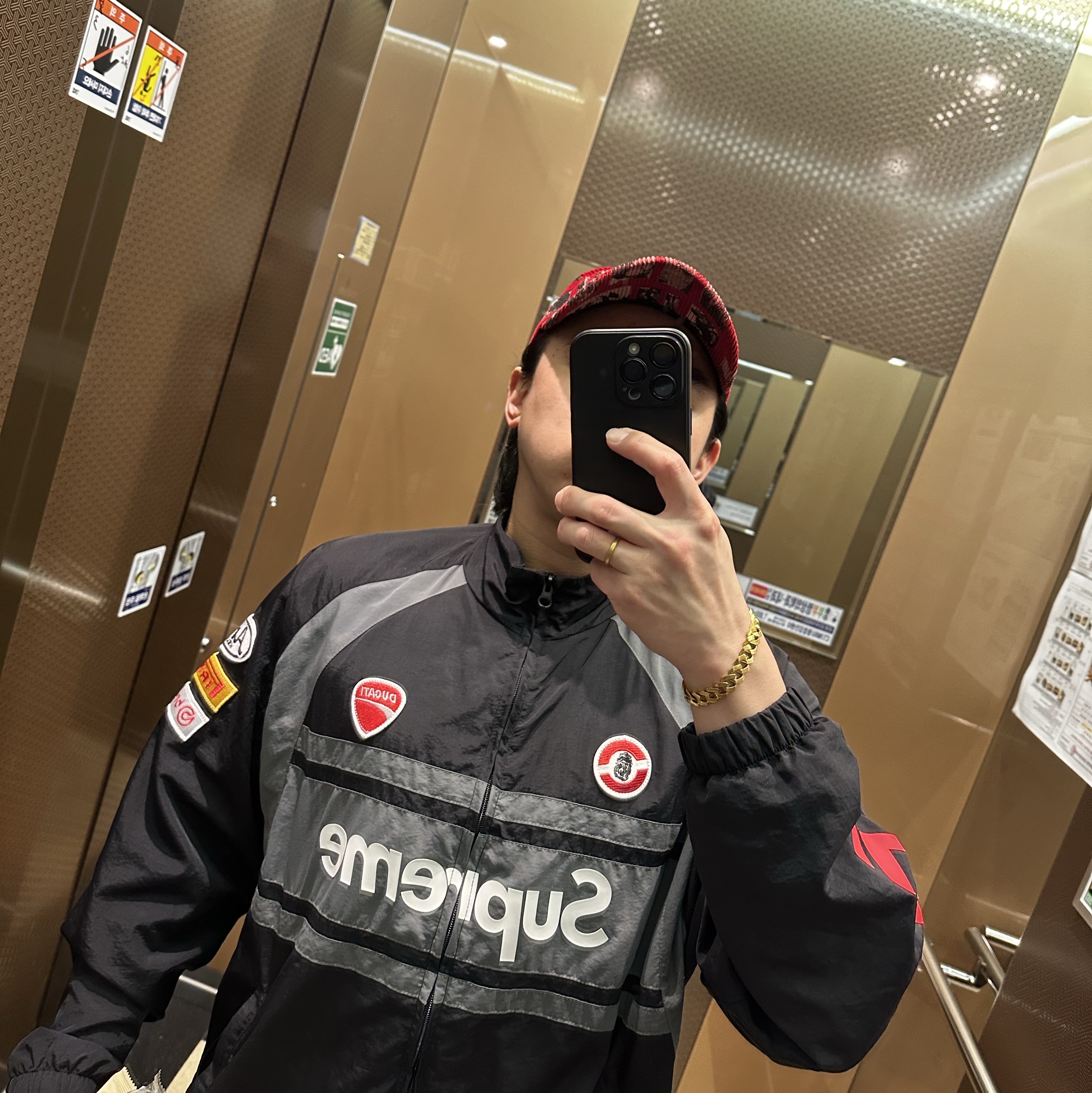 Supreme x Ducati Track Jacket Black - 24SS 착용 스타일