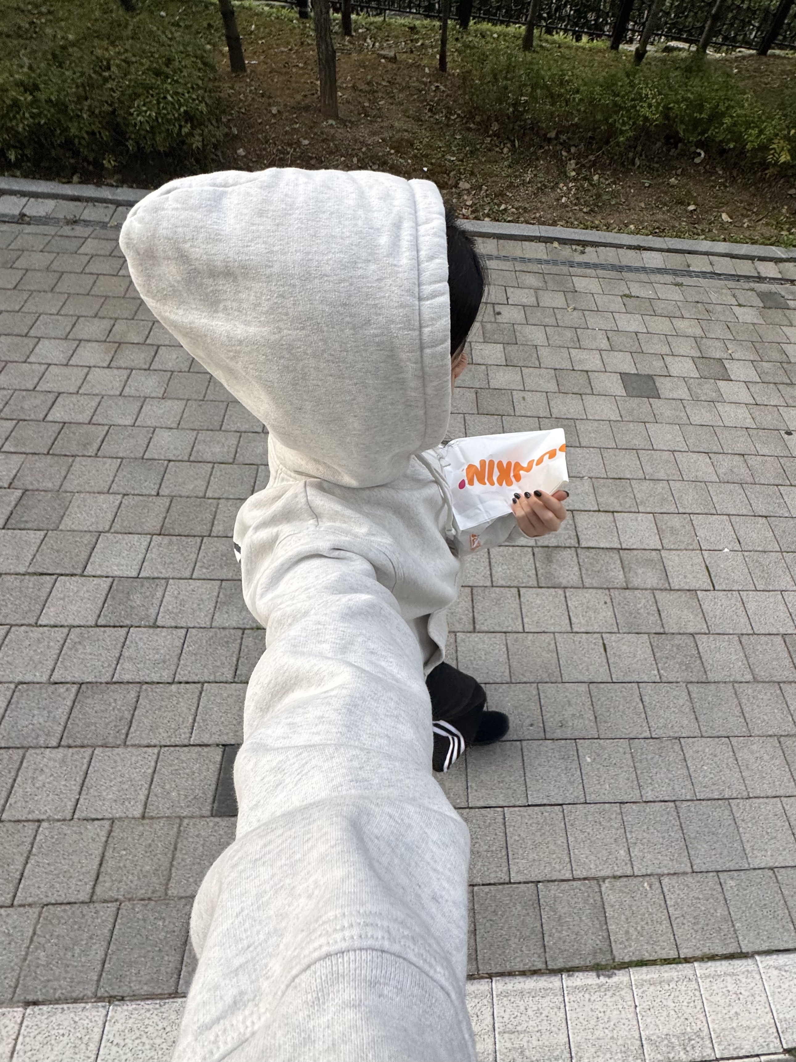 Stussy Flipped Zip Hoodie Ash Heather 착용 스타일