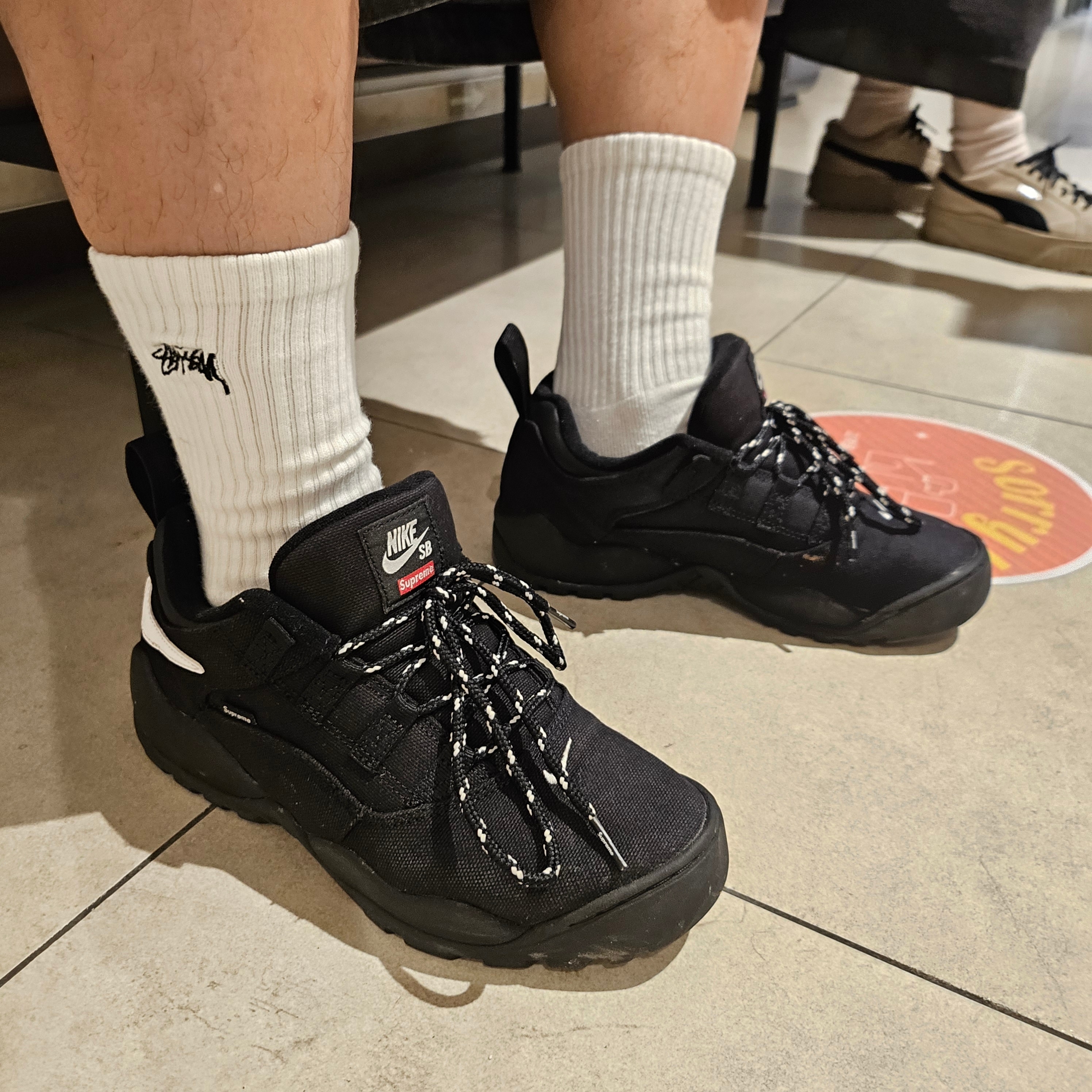Nike x Supreme SB Darwin Low Black, Supreme Small Box Hooded Sweatshirt Snow Camo - 24SS 착용 스타일 - 2