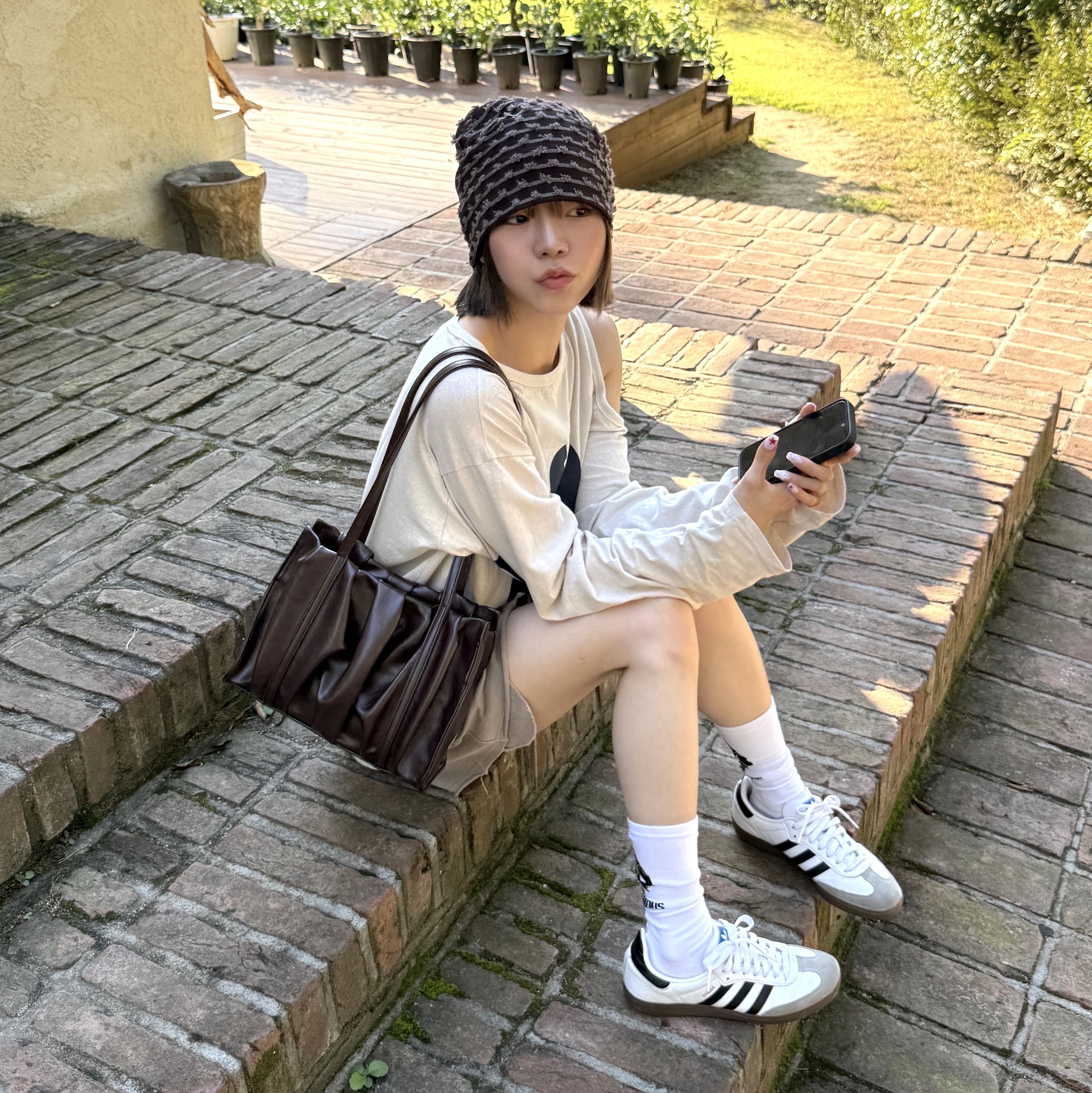 Adidas Samba Vegan White Black 착용 스타일 - 1