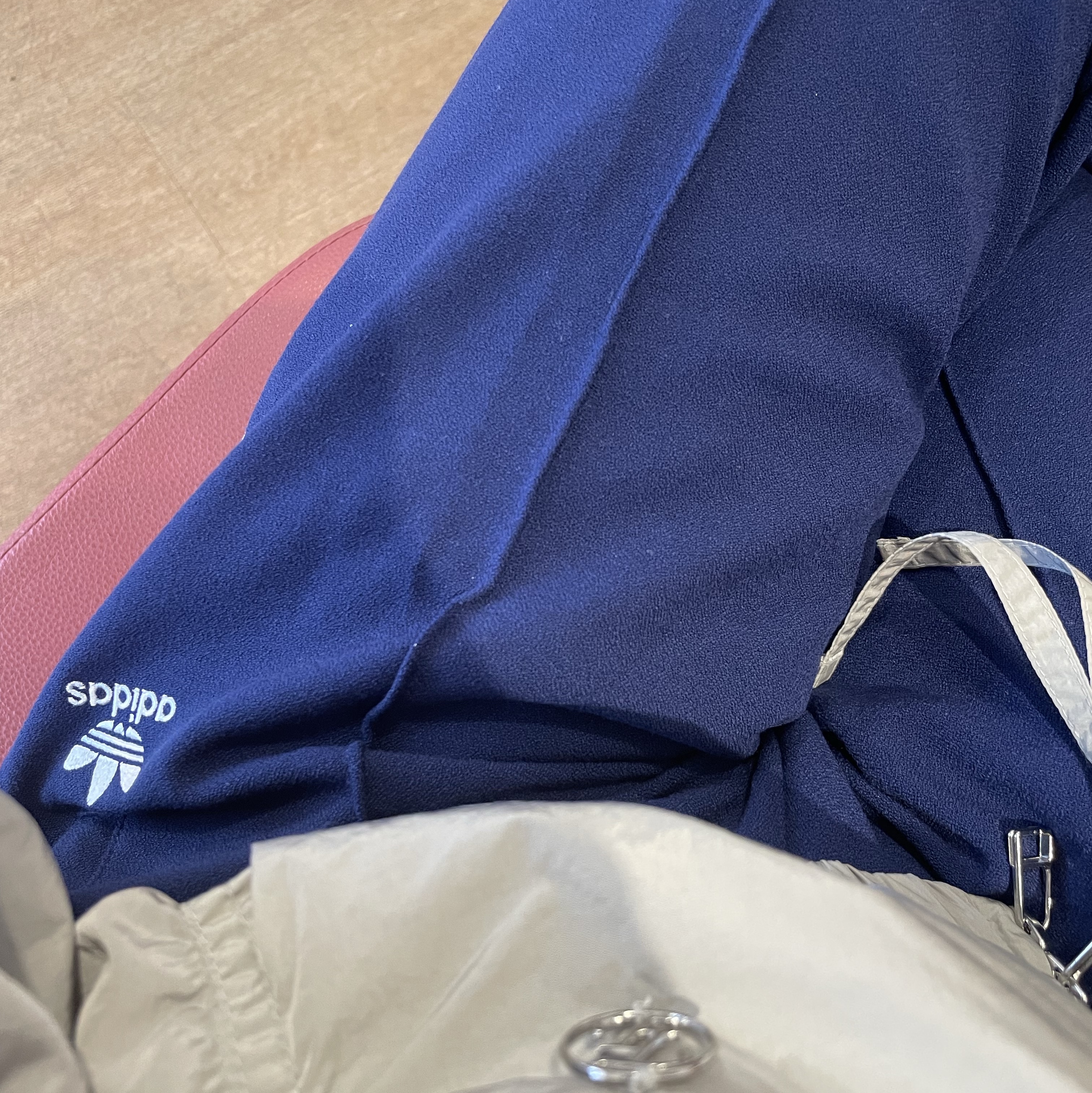 (W) Adidas Premium Originals Track Pants Navy - KR Sizing 착용 스타일 - 2